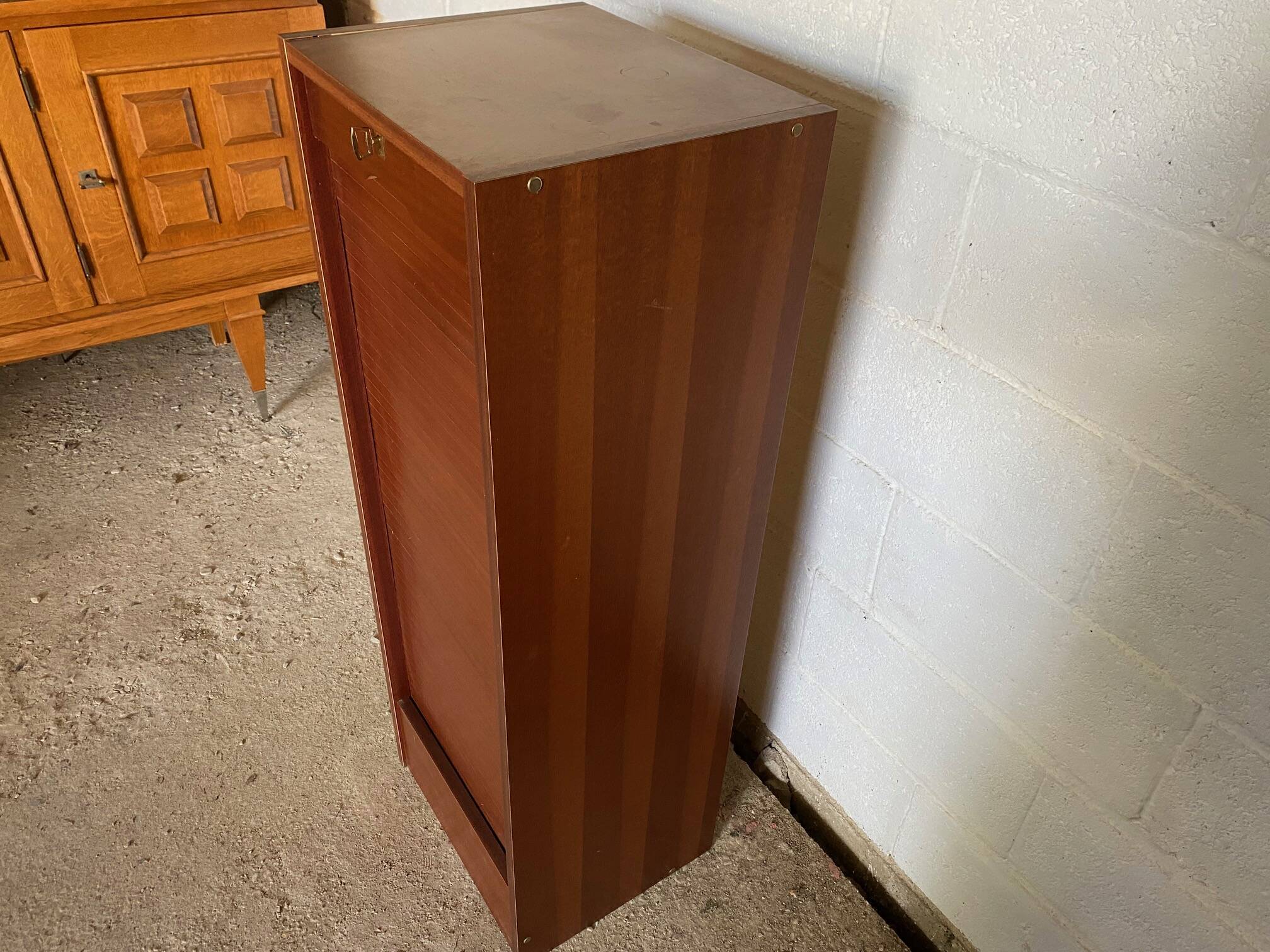 Storage craft cabinet n2 curtain binder 1980