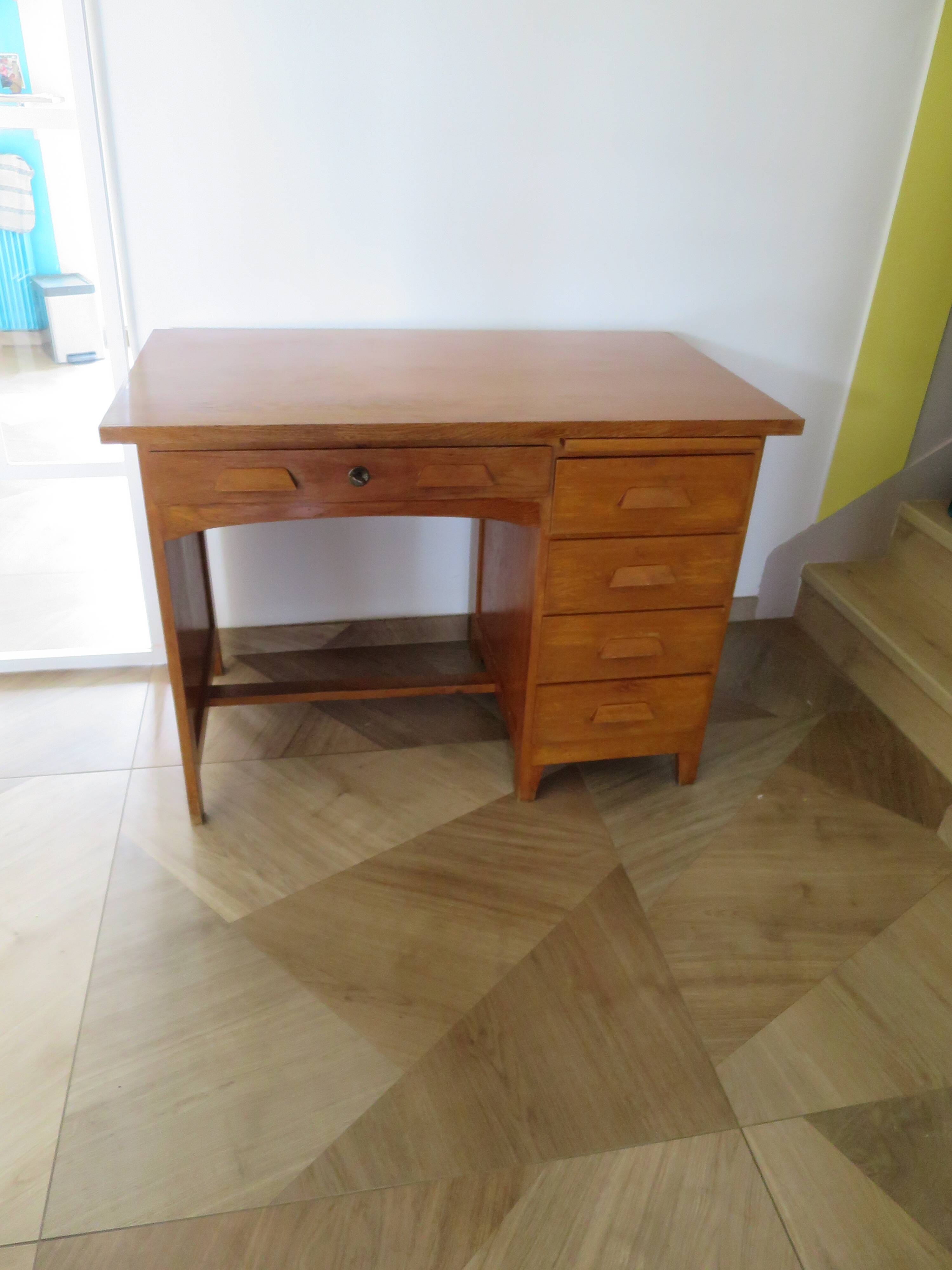 Vintage modernist desk - 5 drawers - shelf - 1950s - closure mechanism