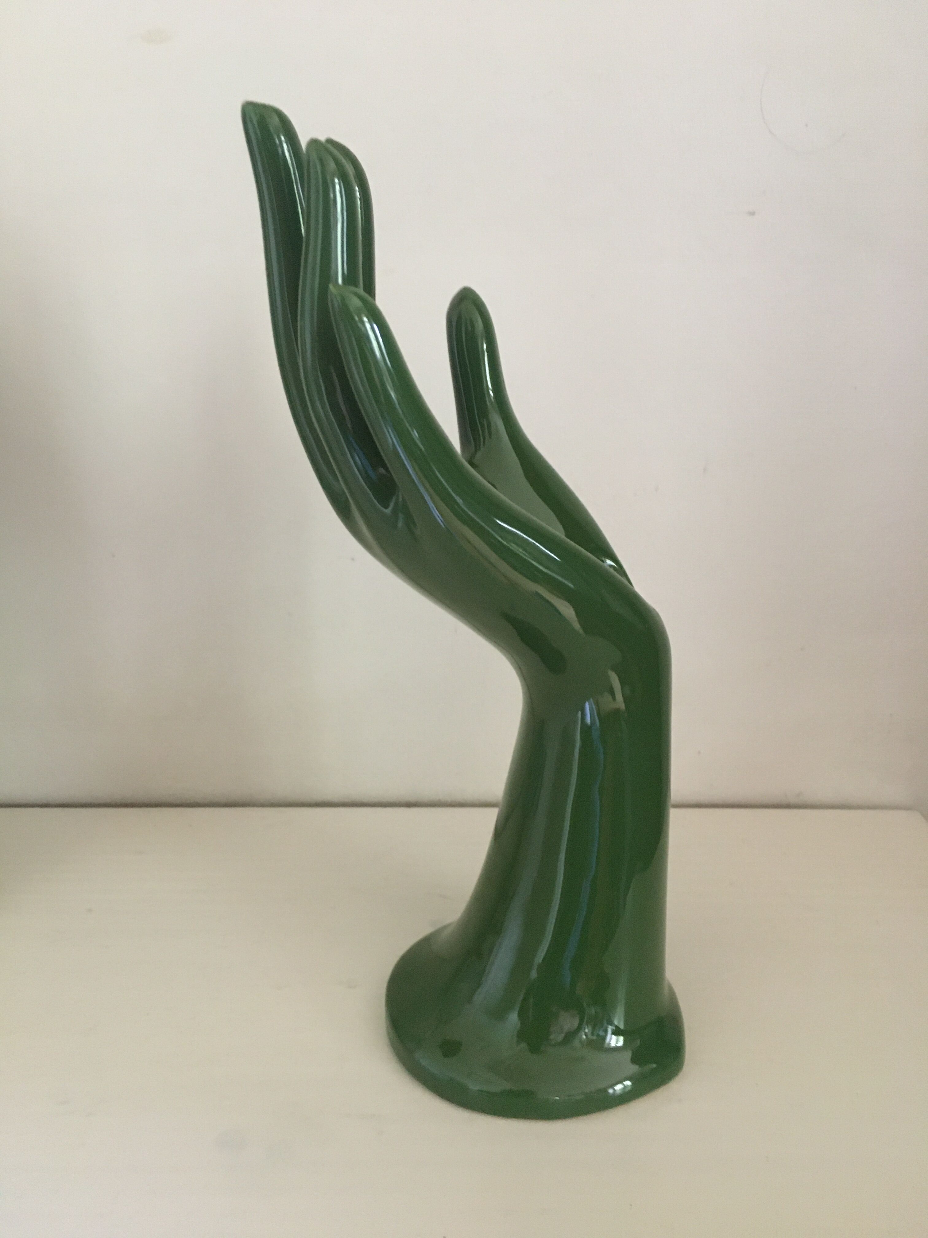 Hand baguier green ceramic 70s