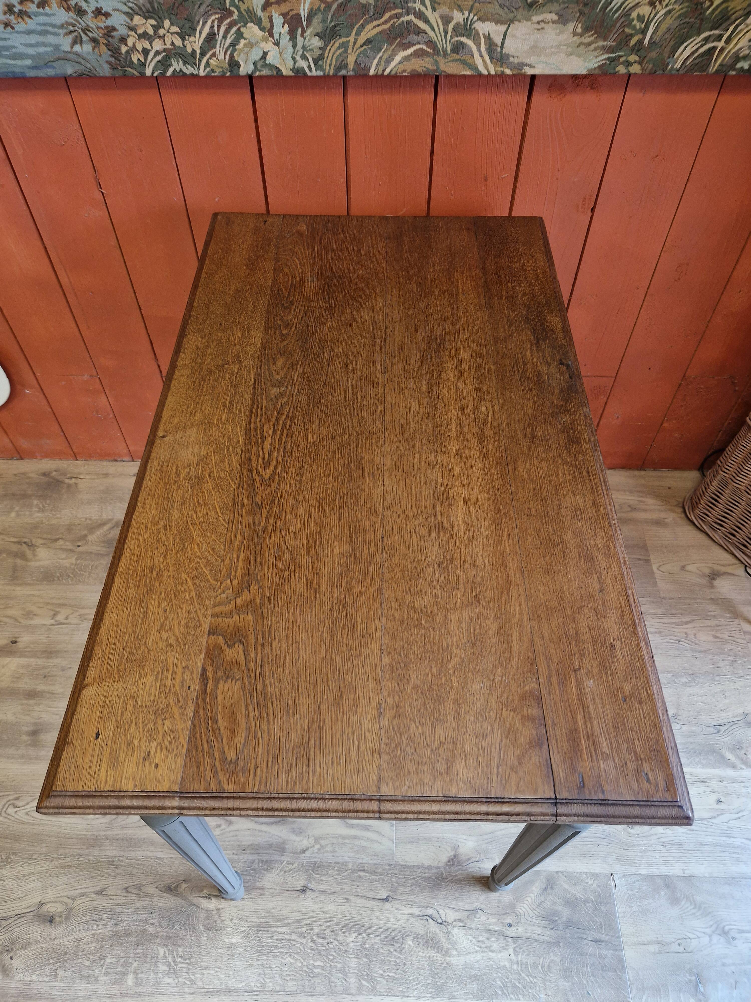 Old desk in chene signed goanvic