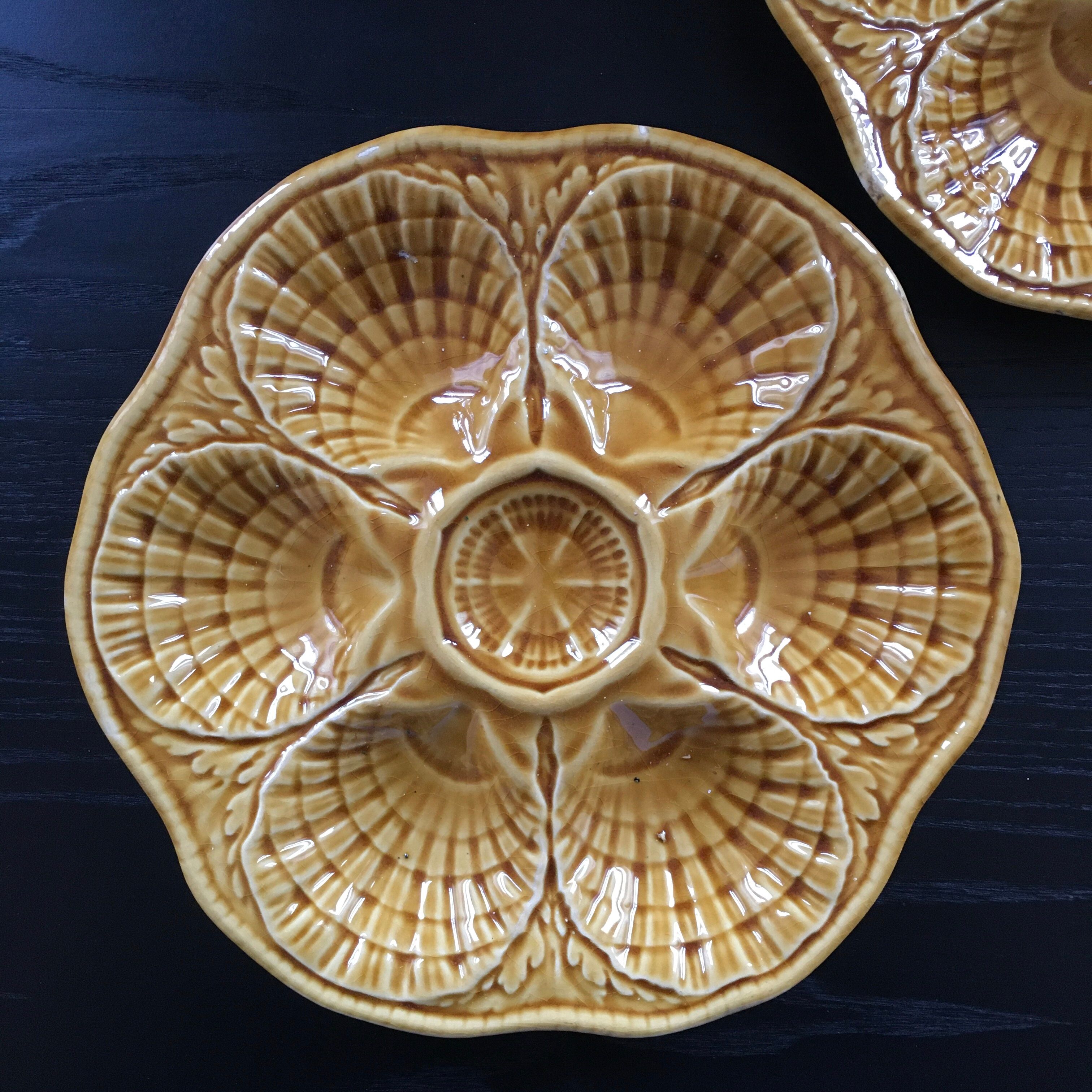 Lot 2 oyster plates Sarreguemines