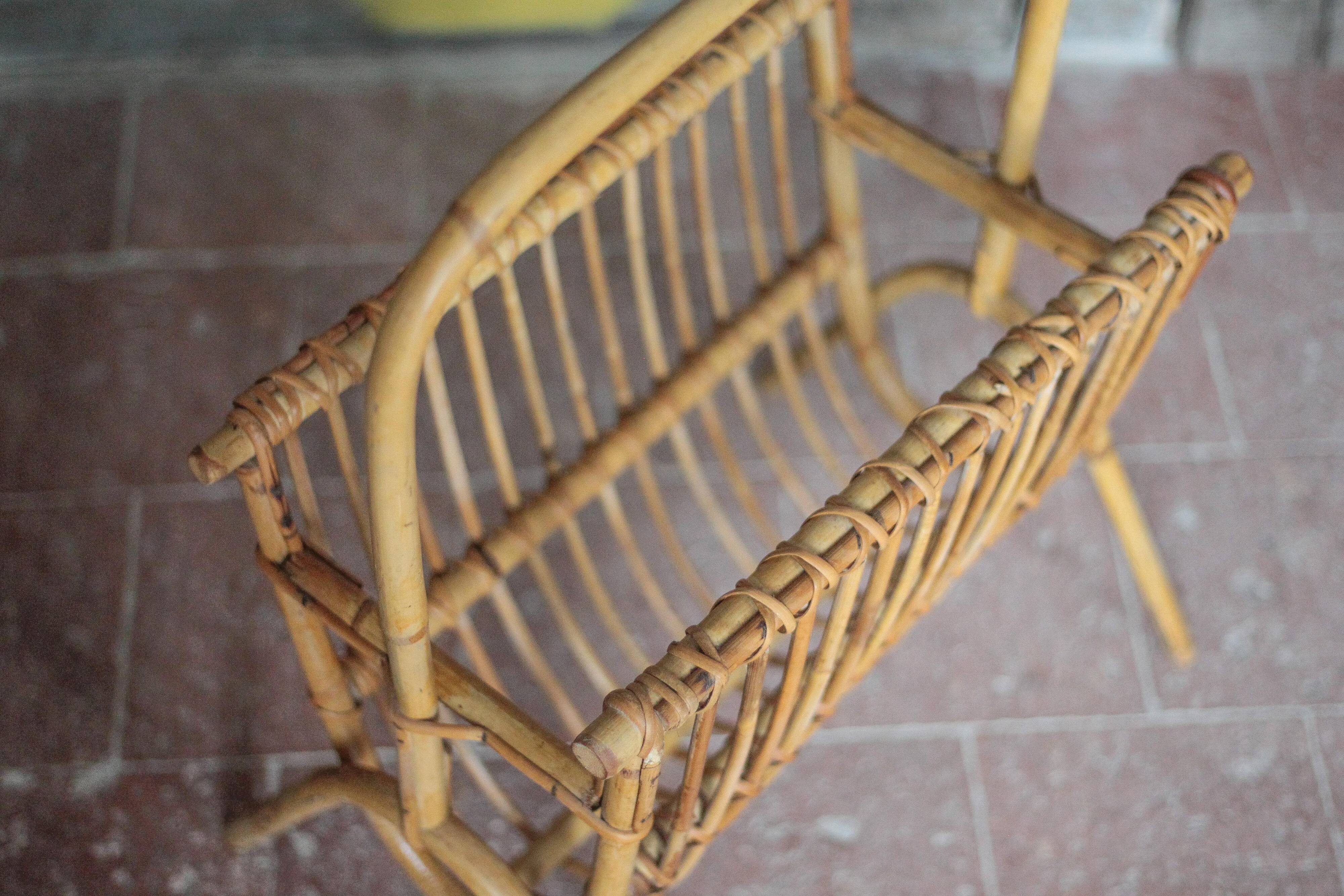 Rattan magazine holder, wicker magazine holder, magazine storage, magazine rack