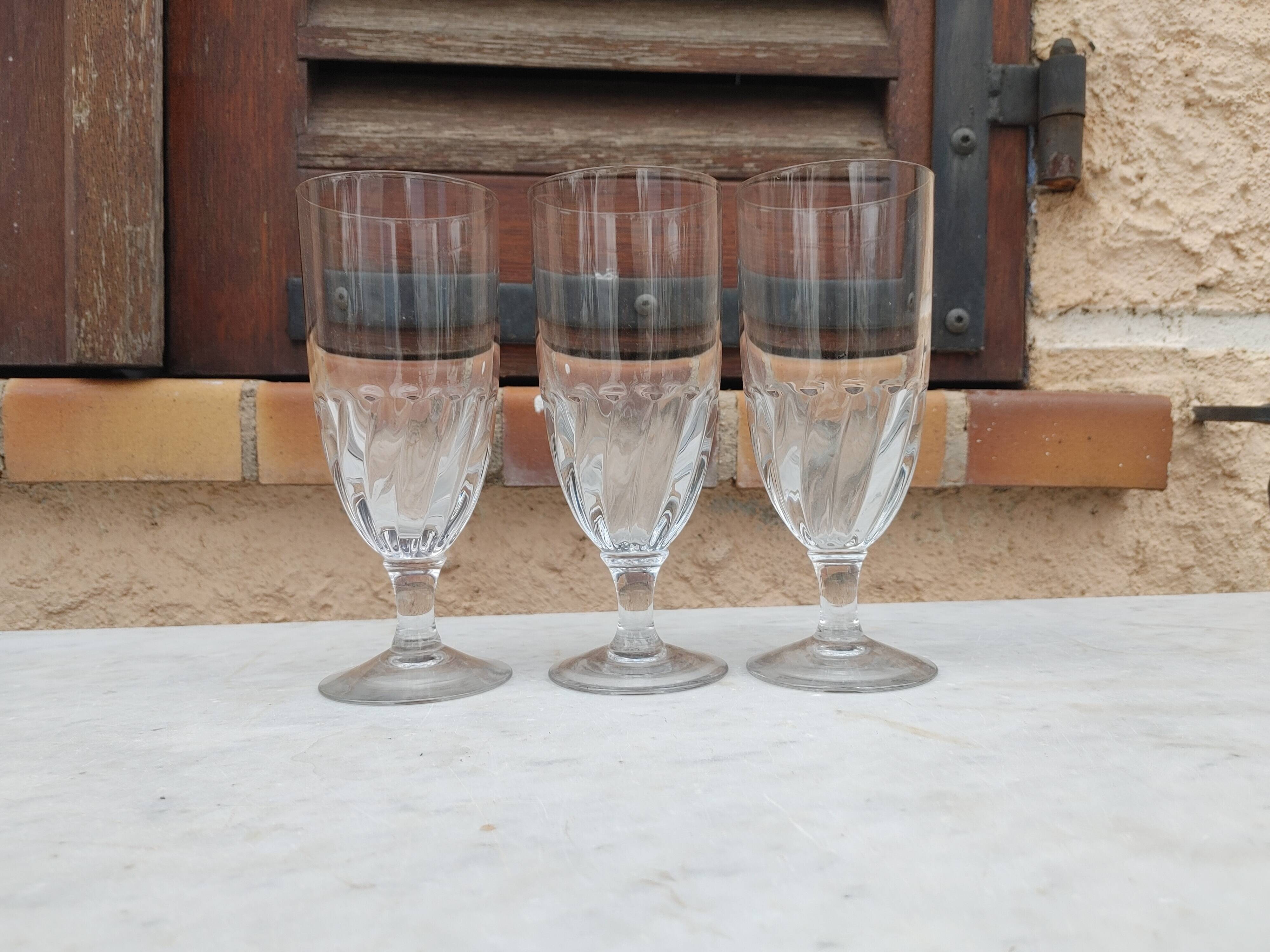 3 absinthe glasses of bistrot, twisted base - 17.5 cm - early 20th