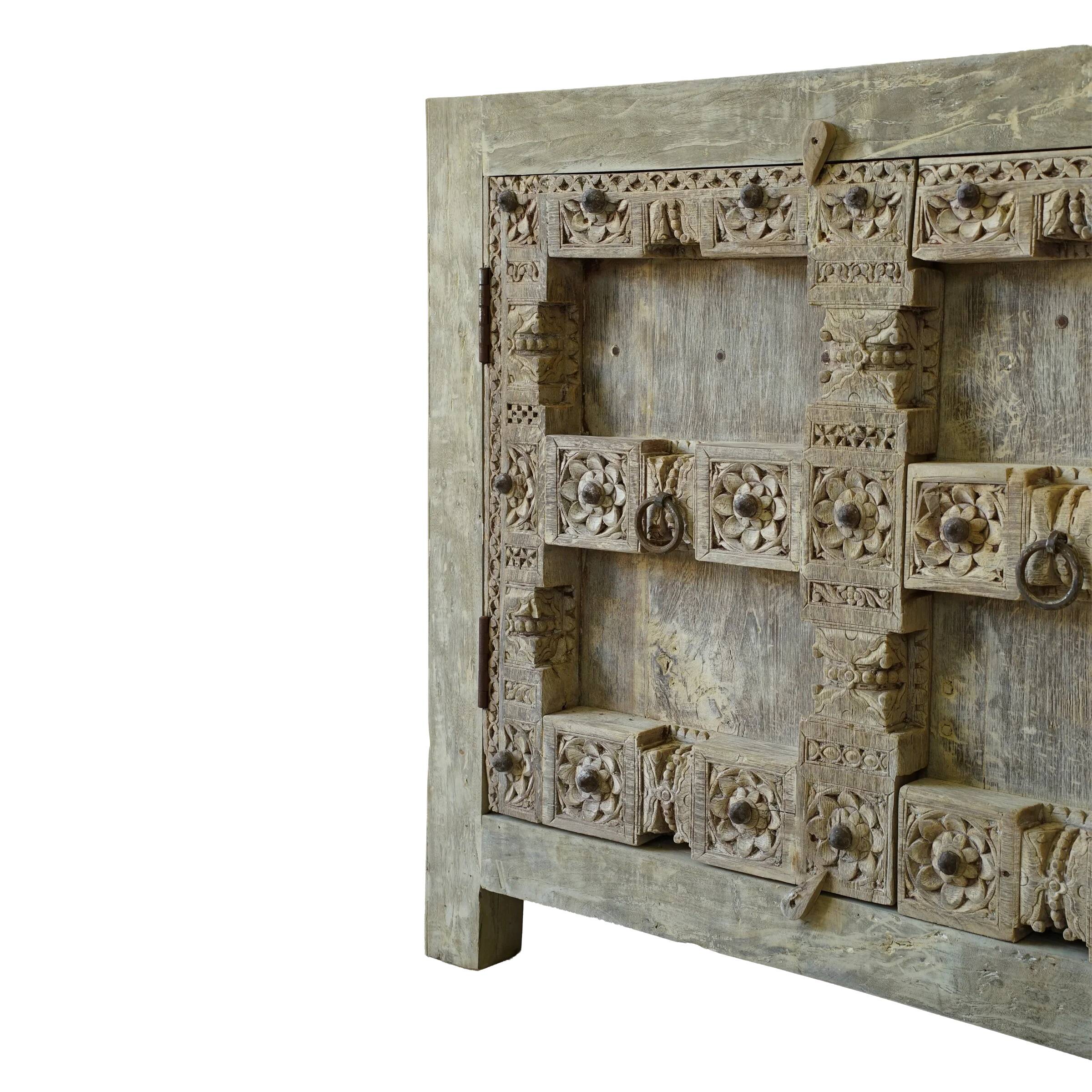 Ashta - Buffet indien sculpté n°5
