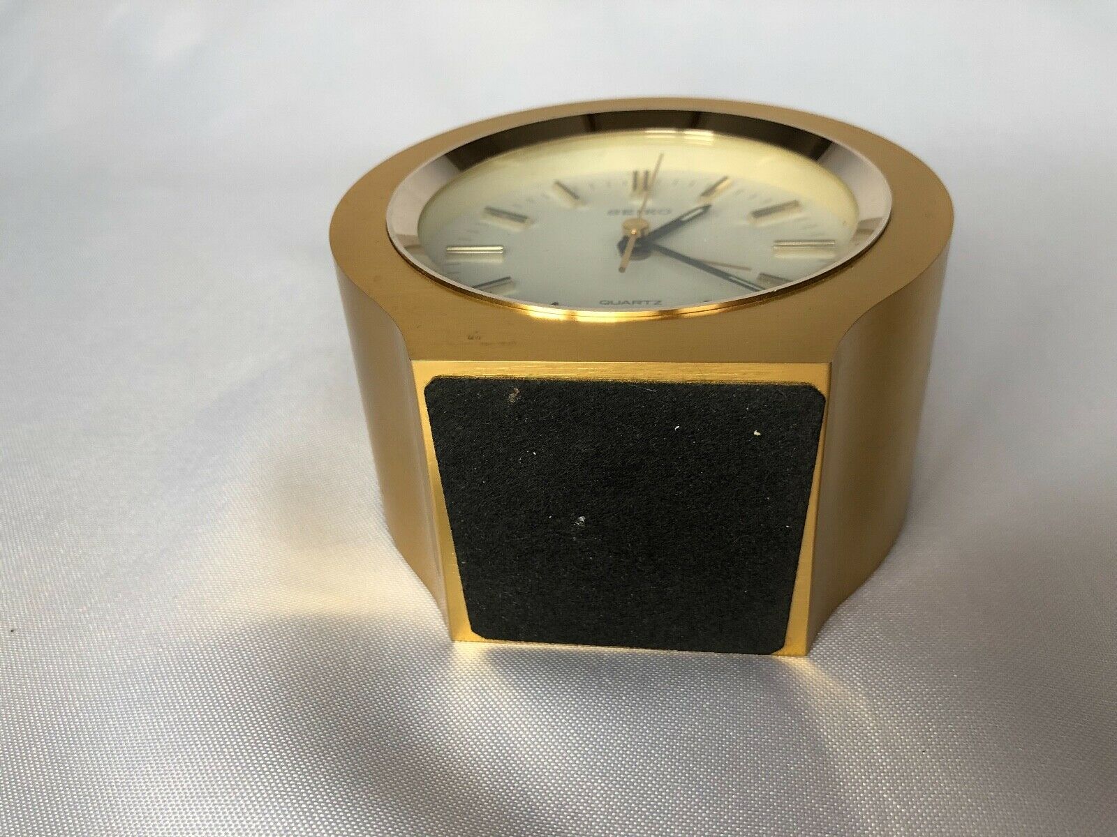 Seiko quartz vintage alarm clock