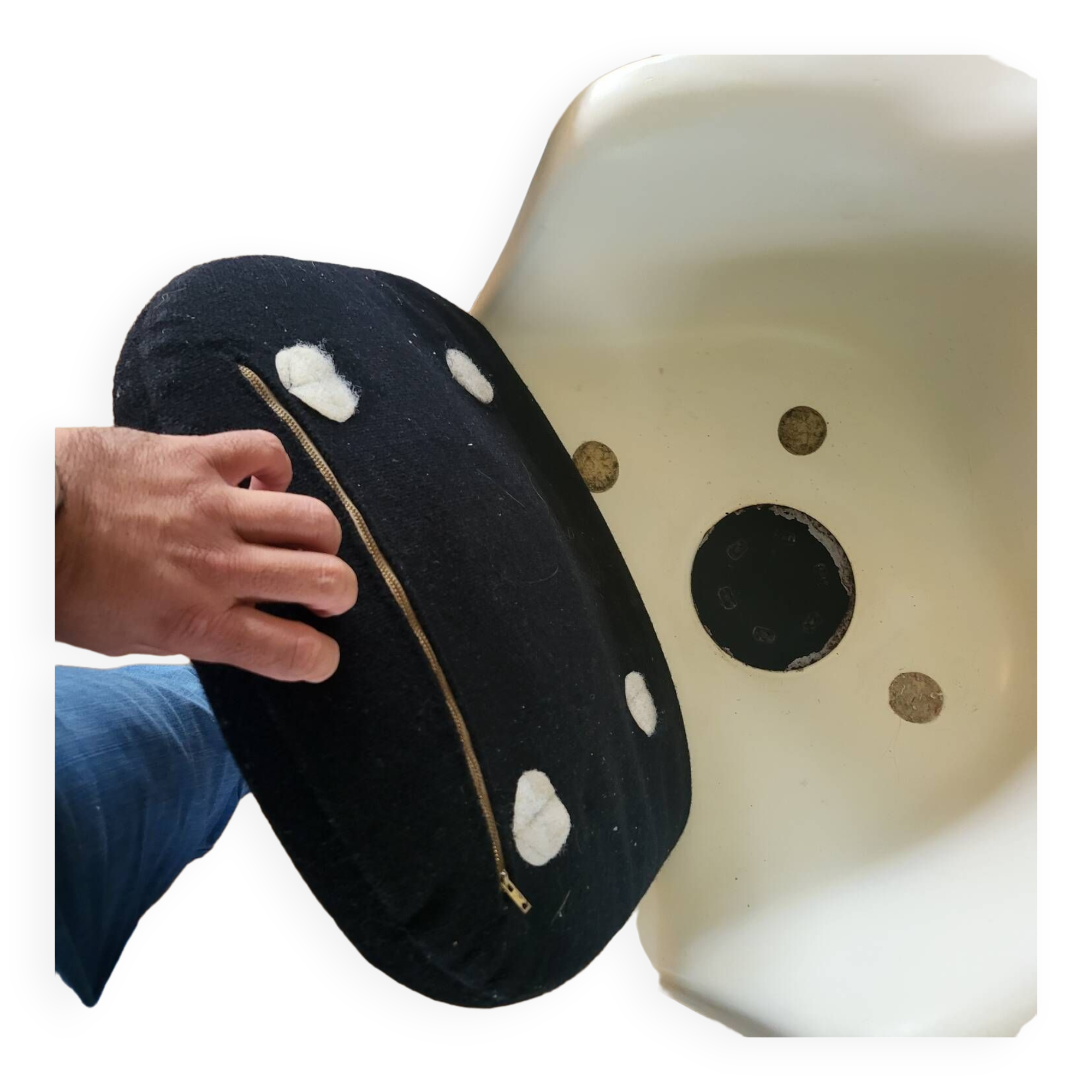 Tulip knoll armchair