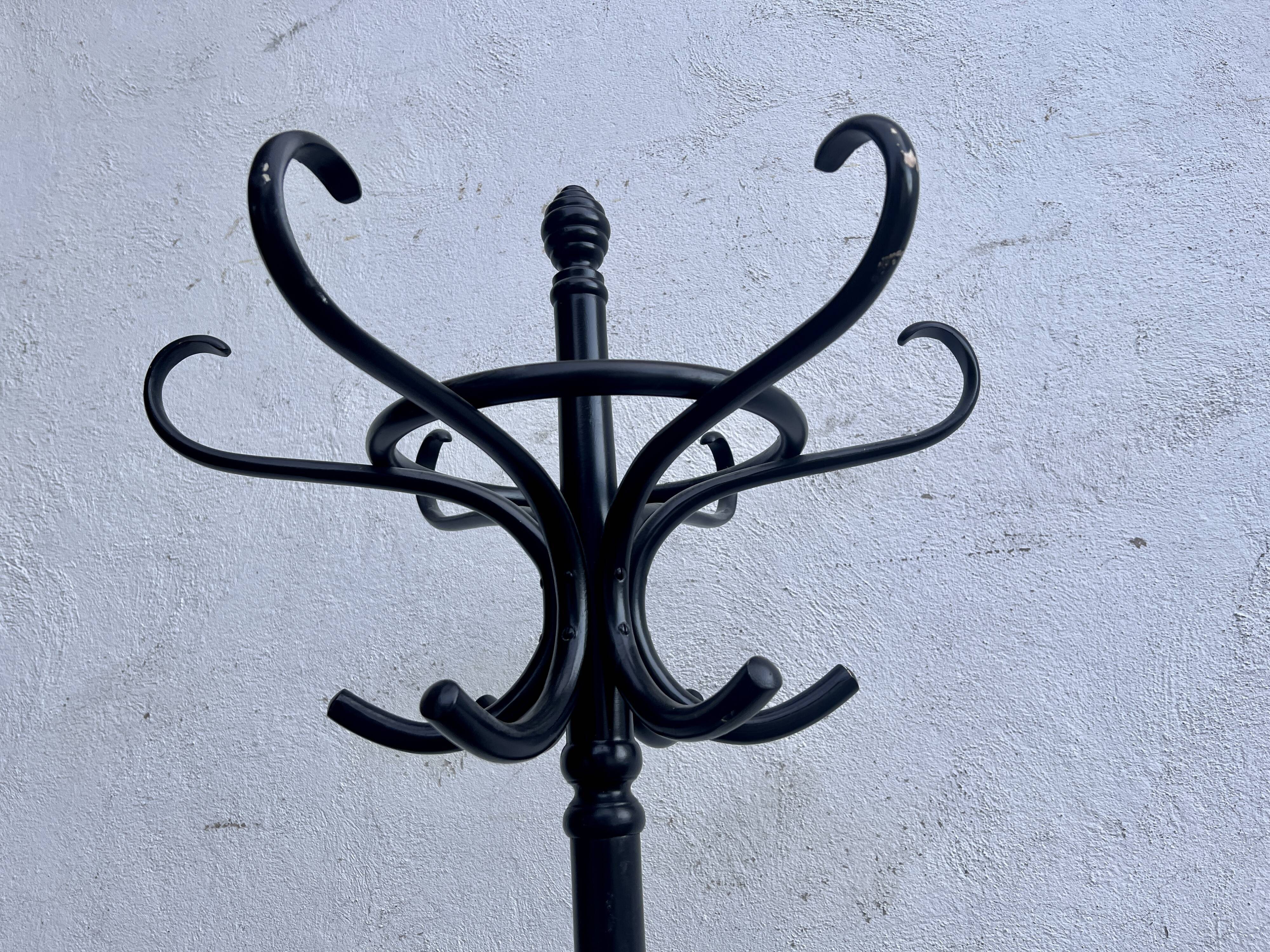 Old hat rack coat rack bistro parrot