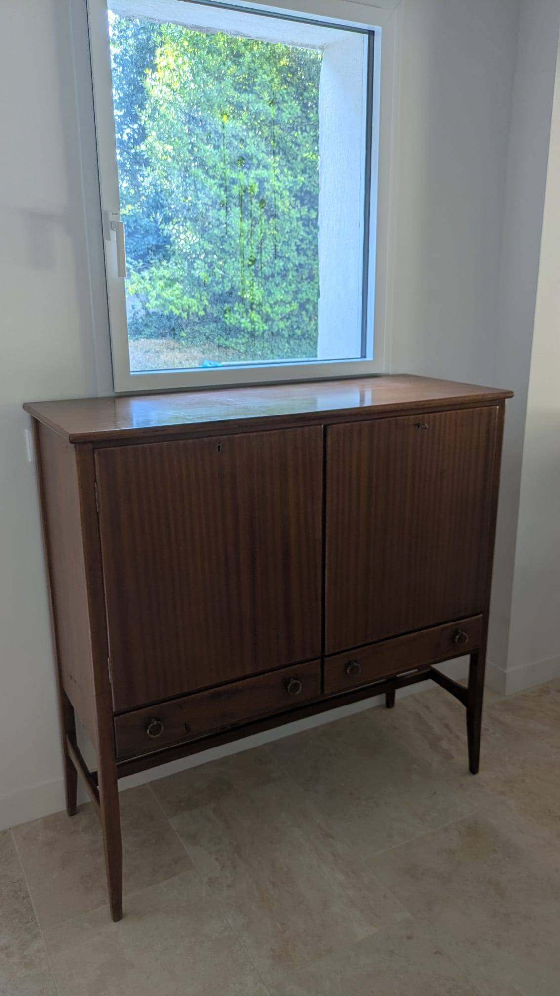 Vintage Buffet Cabinet - Mid-Century style Ole Wanscher - Mahogany/Walnut
