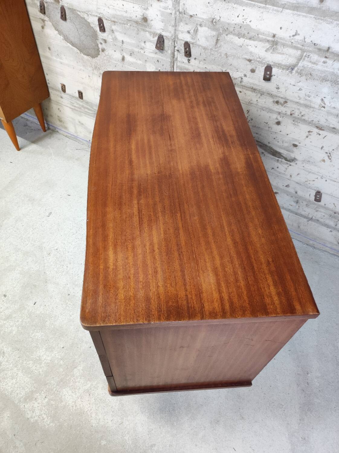 Vintage chest of drawers