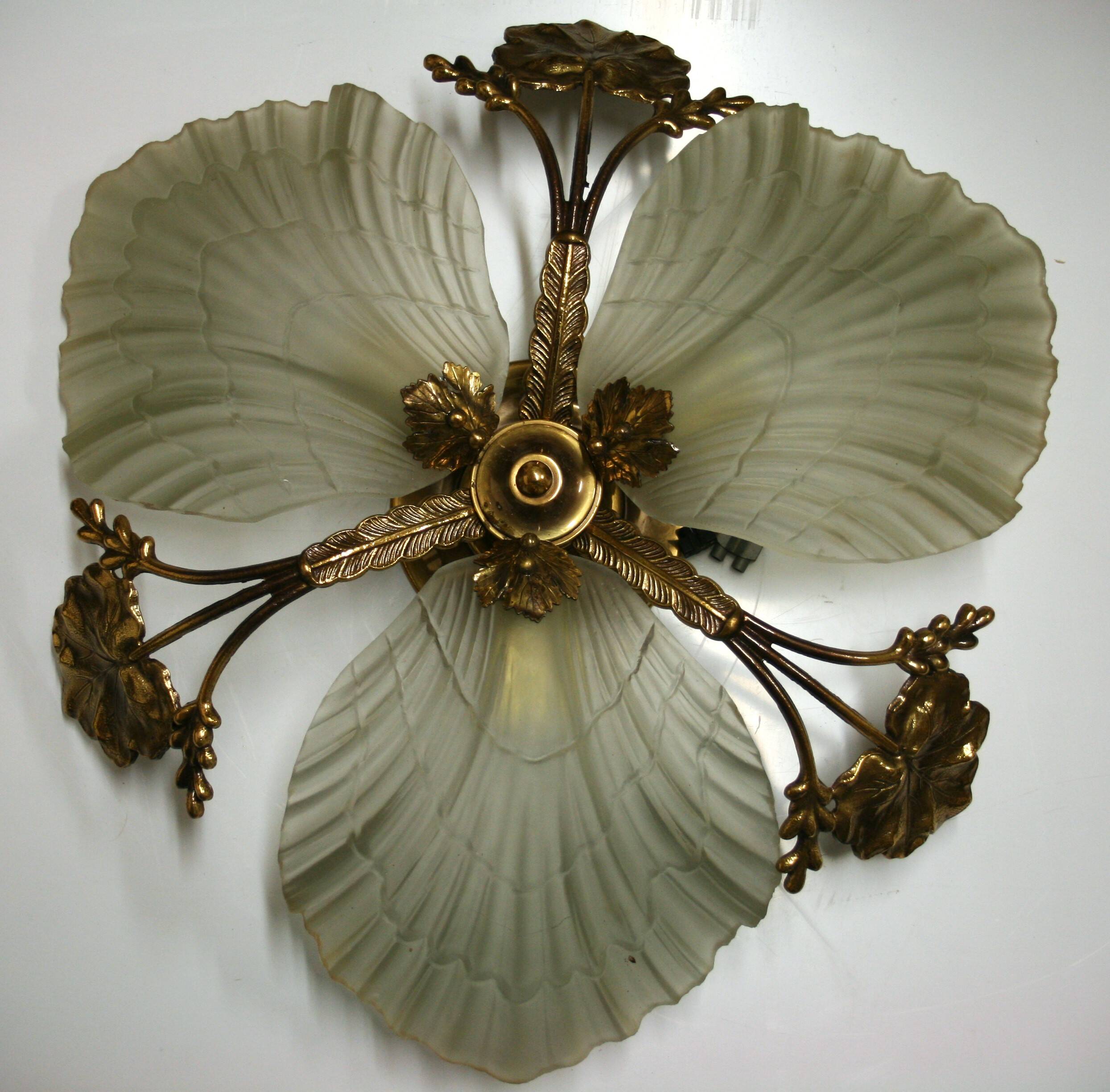 Ceiling chandelier in frosted glass paste and bronze