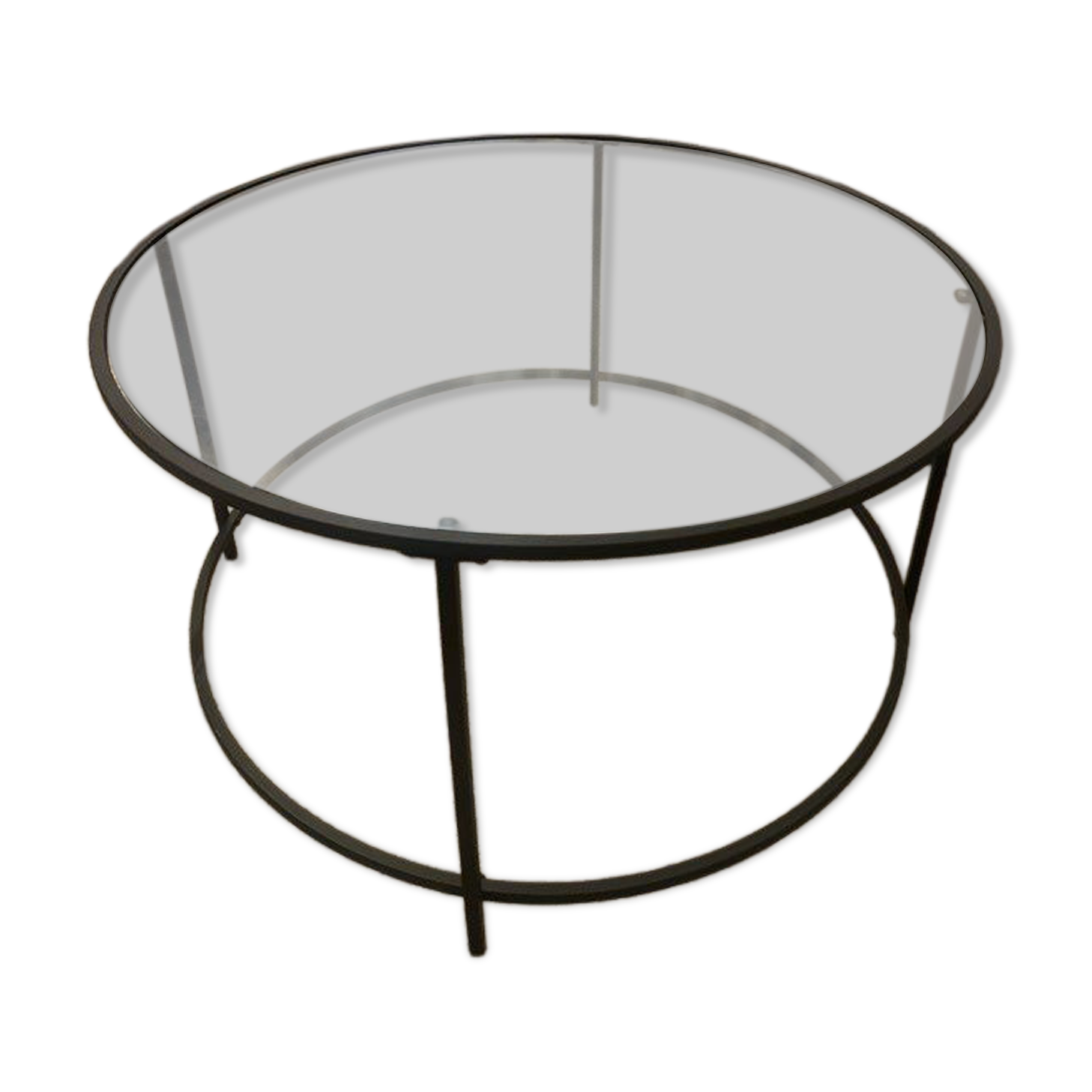 Glass coffee table - timeless and modern