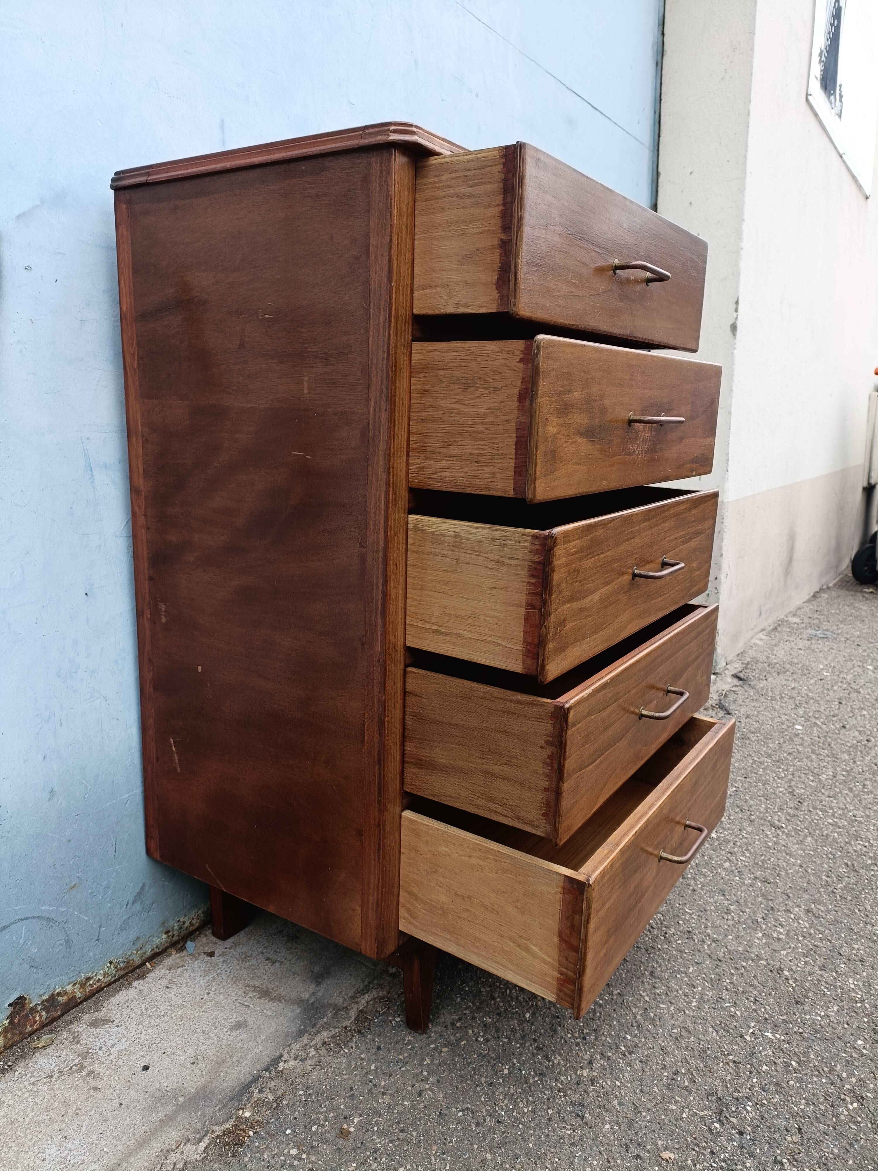 Vintage chest of drawers