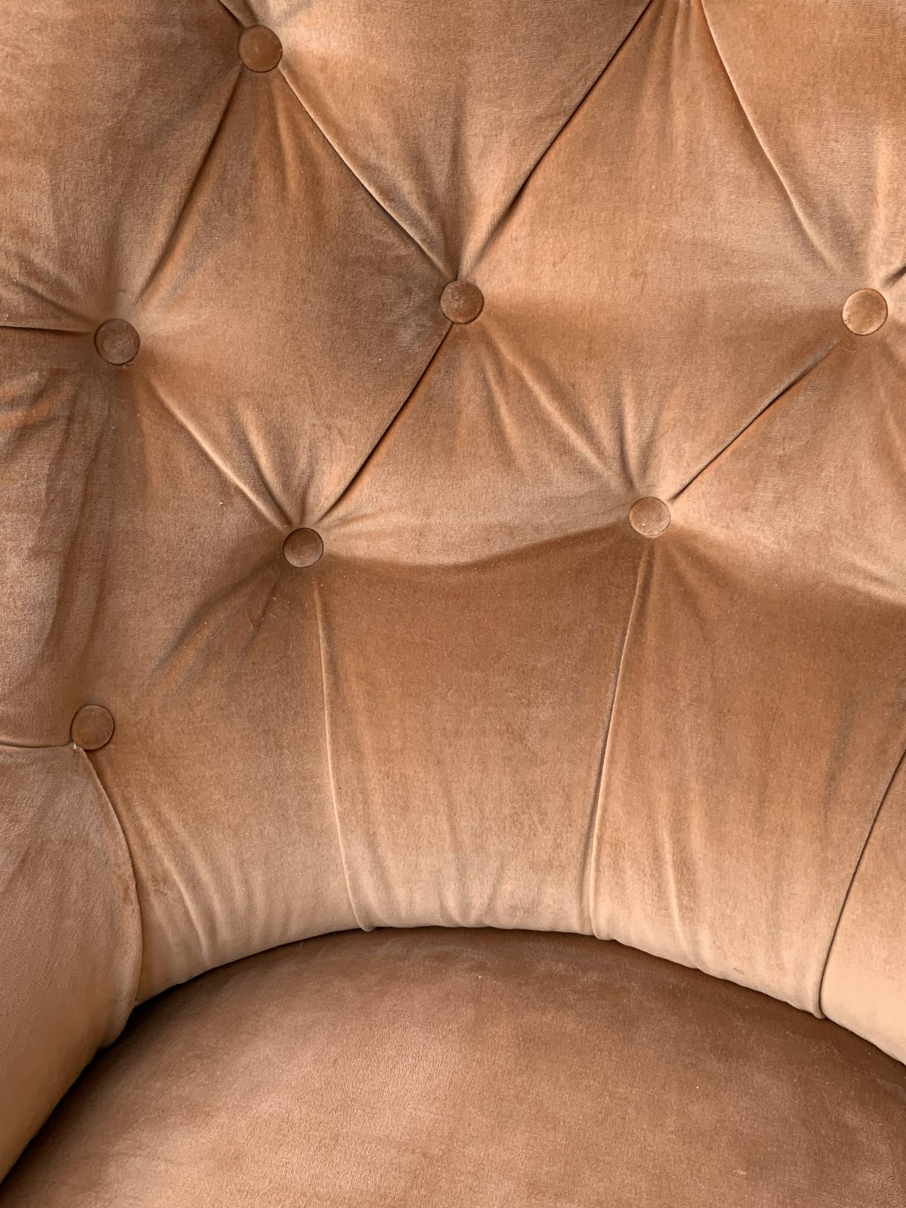 Napoleon III toad daybed in padded velvet 1950
