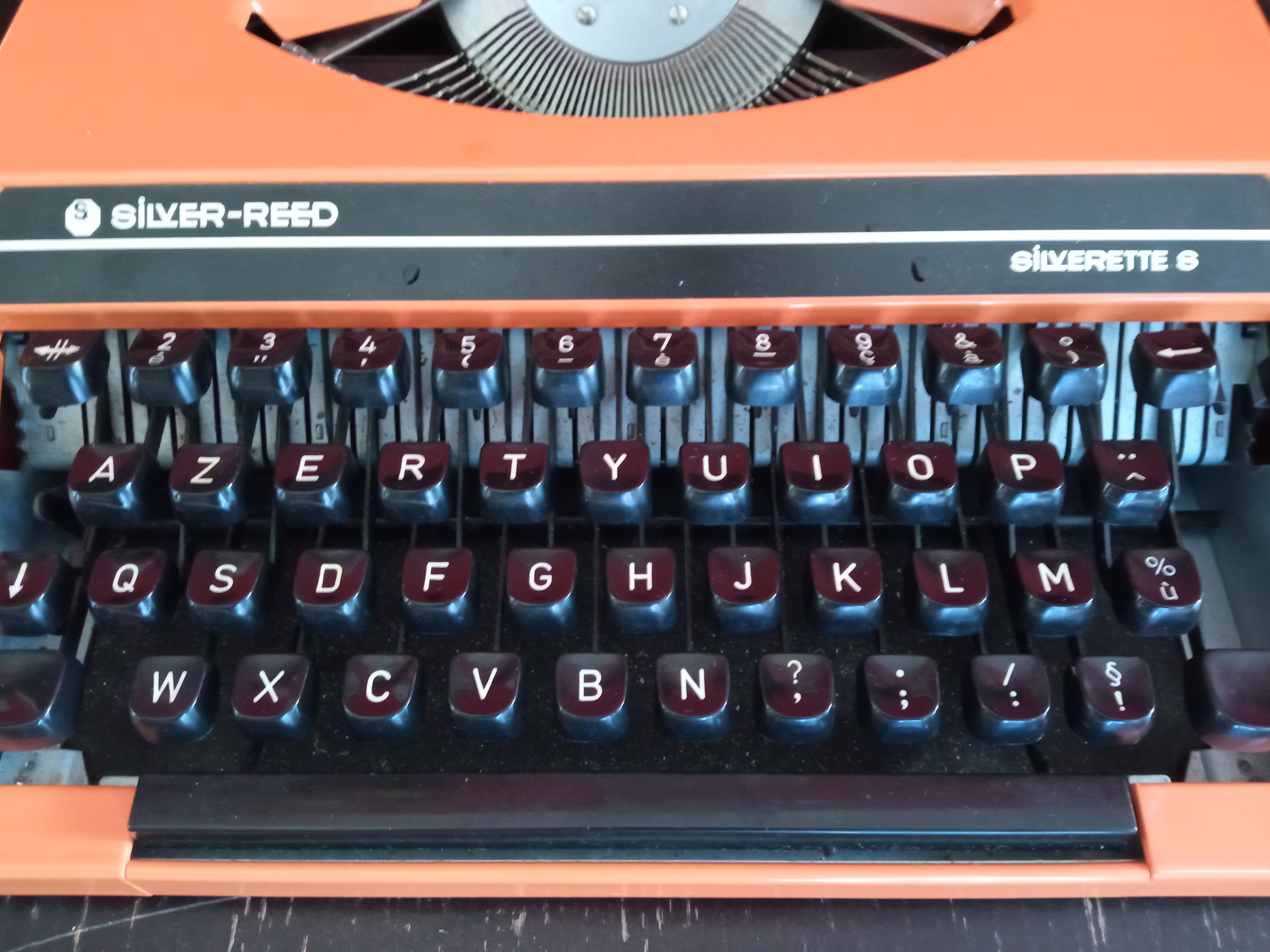 Silver Reed Silverette S orange typewriter