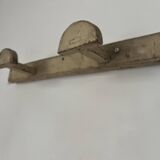 Patère murale, art populaire