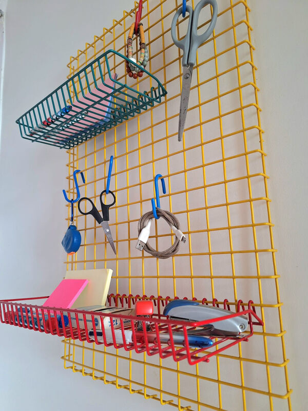 Organisateur vintage, grille de rangement, armoire murale