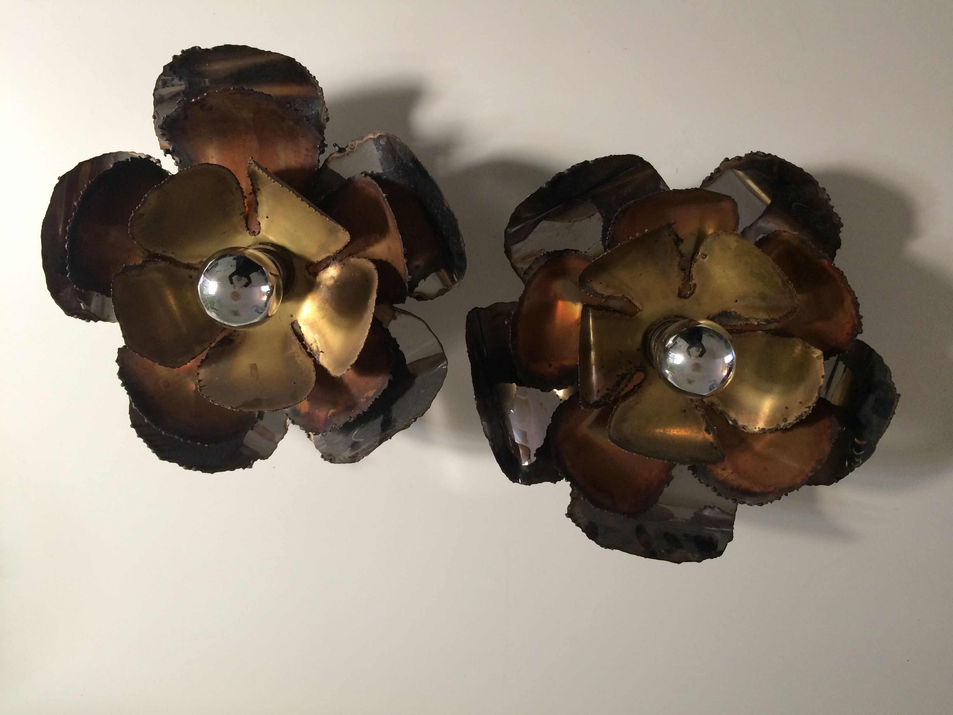 Pair of brutalist "flower" wall lamps CIRCA 1970