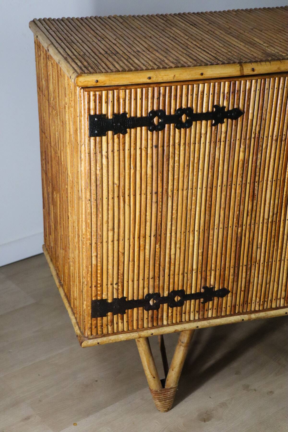 Vintage woven rattan sideboard - 1960