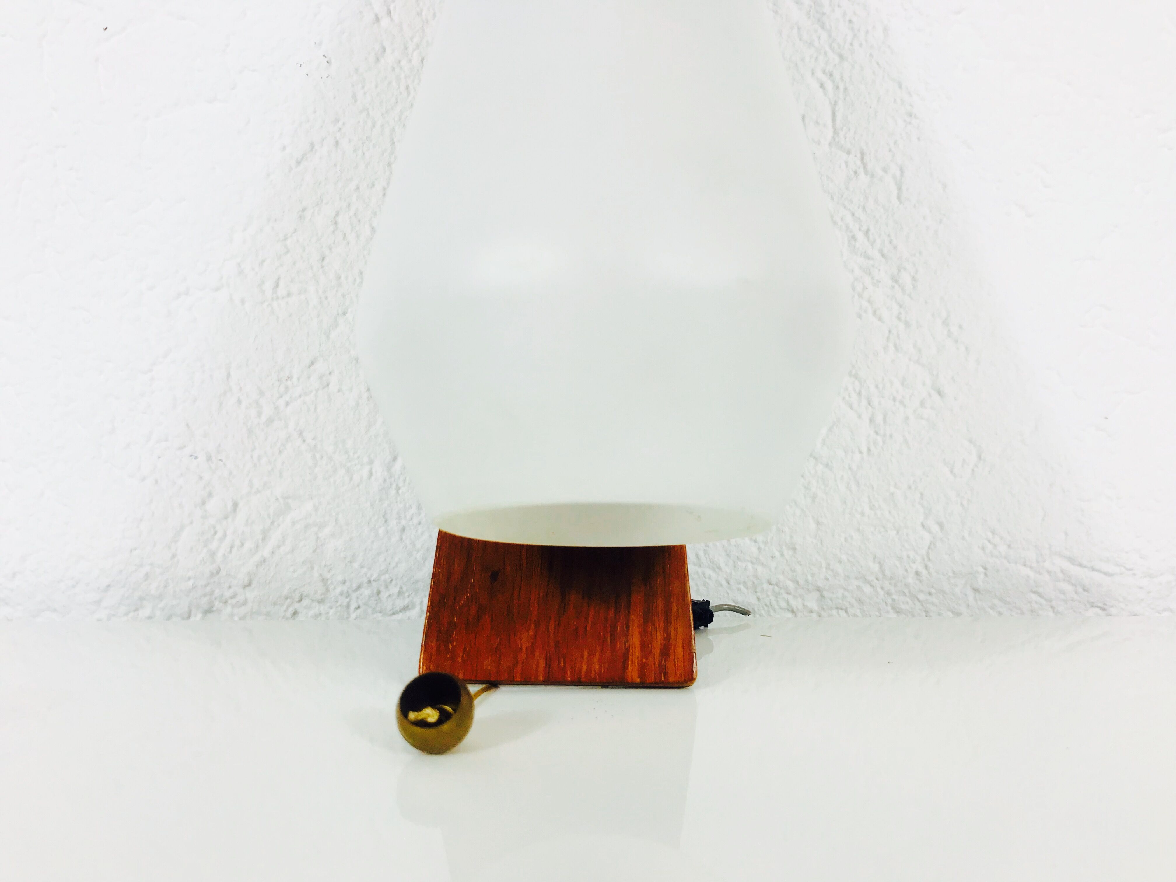 Mid century teak wall lamp, 1960s