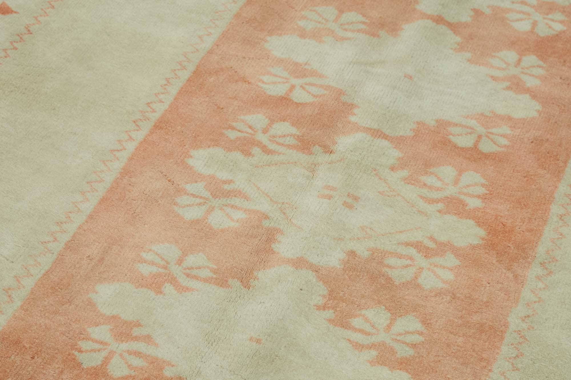 Turkish Vintage Anatolian Rug 167 cm x 252 cm