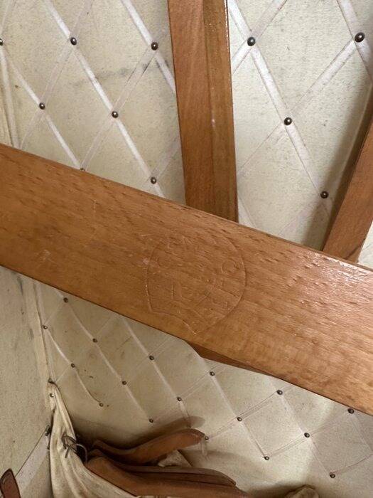 Large travel trunk wardrobe Cosmopolis – vintage leather trunk