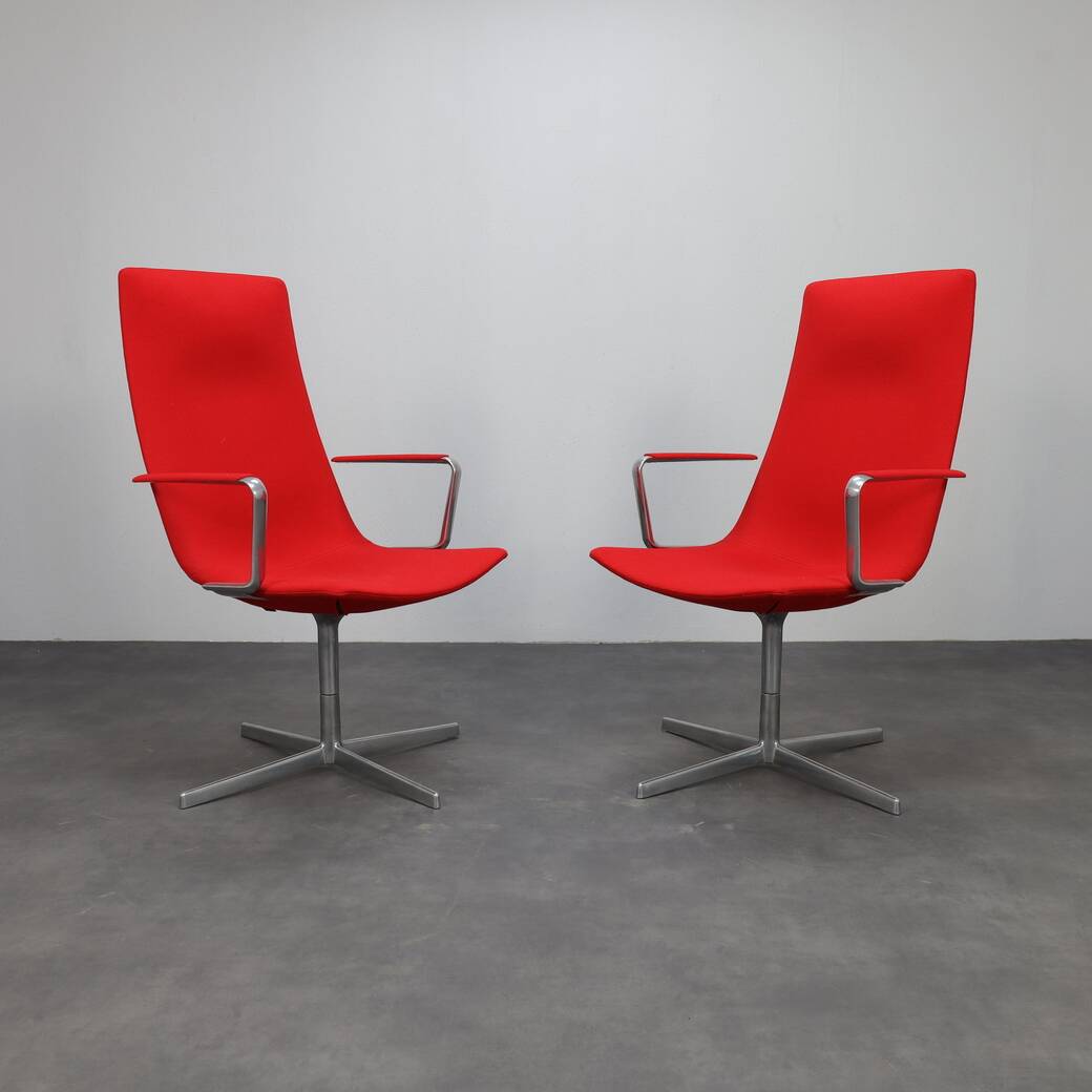 Set of 2 “Catifa 70” Swivel Lounge Chairs by Arper, Italy