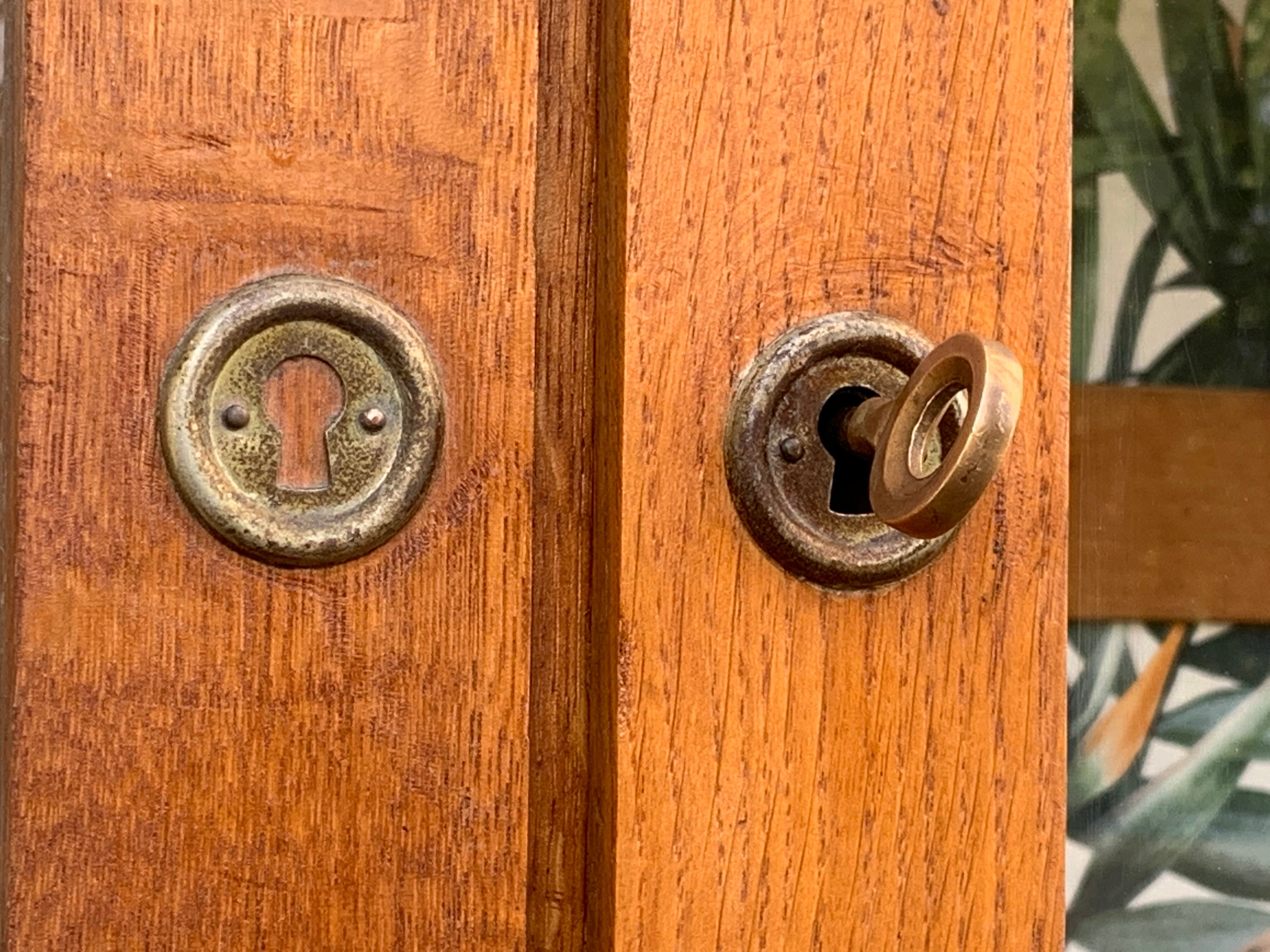 Glass cabinet from a primary school, 1950.