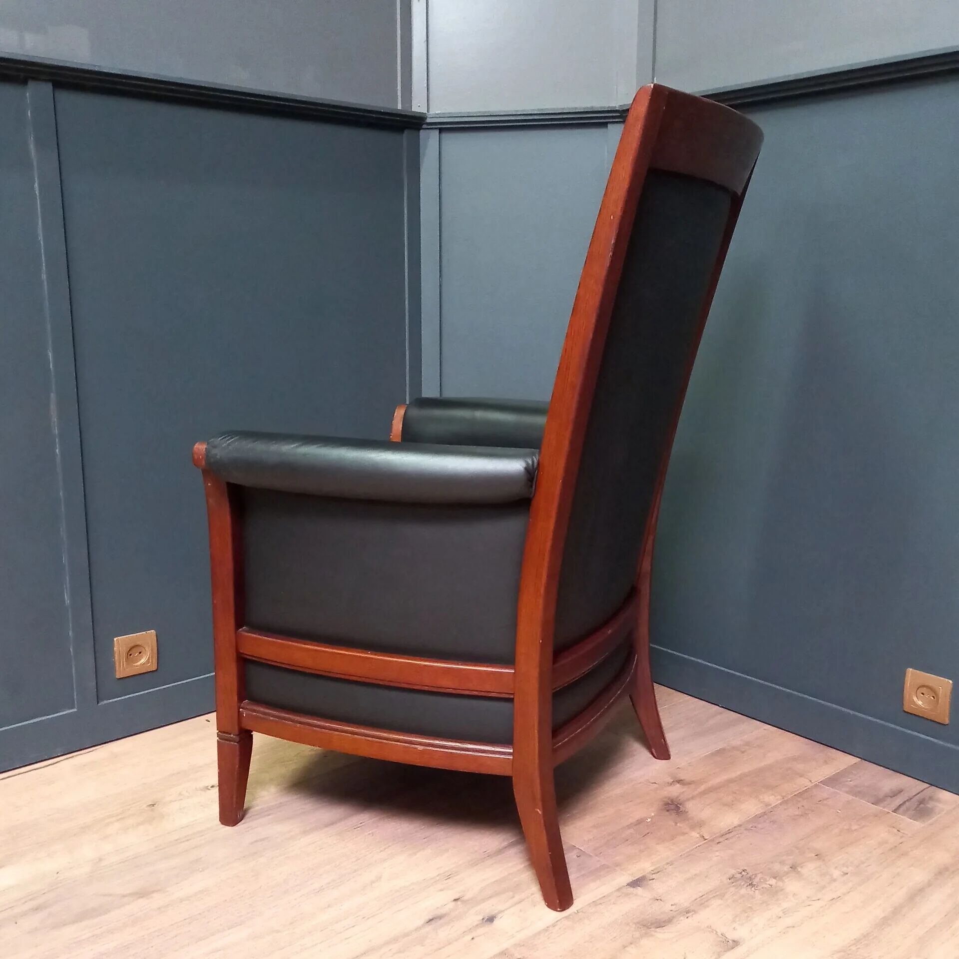 Vintage armchair in Art Deco style - clubchair