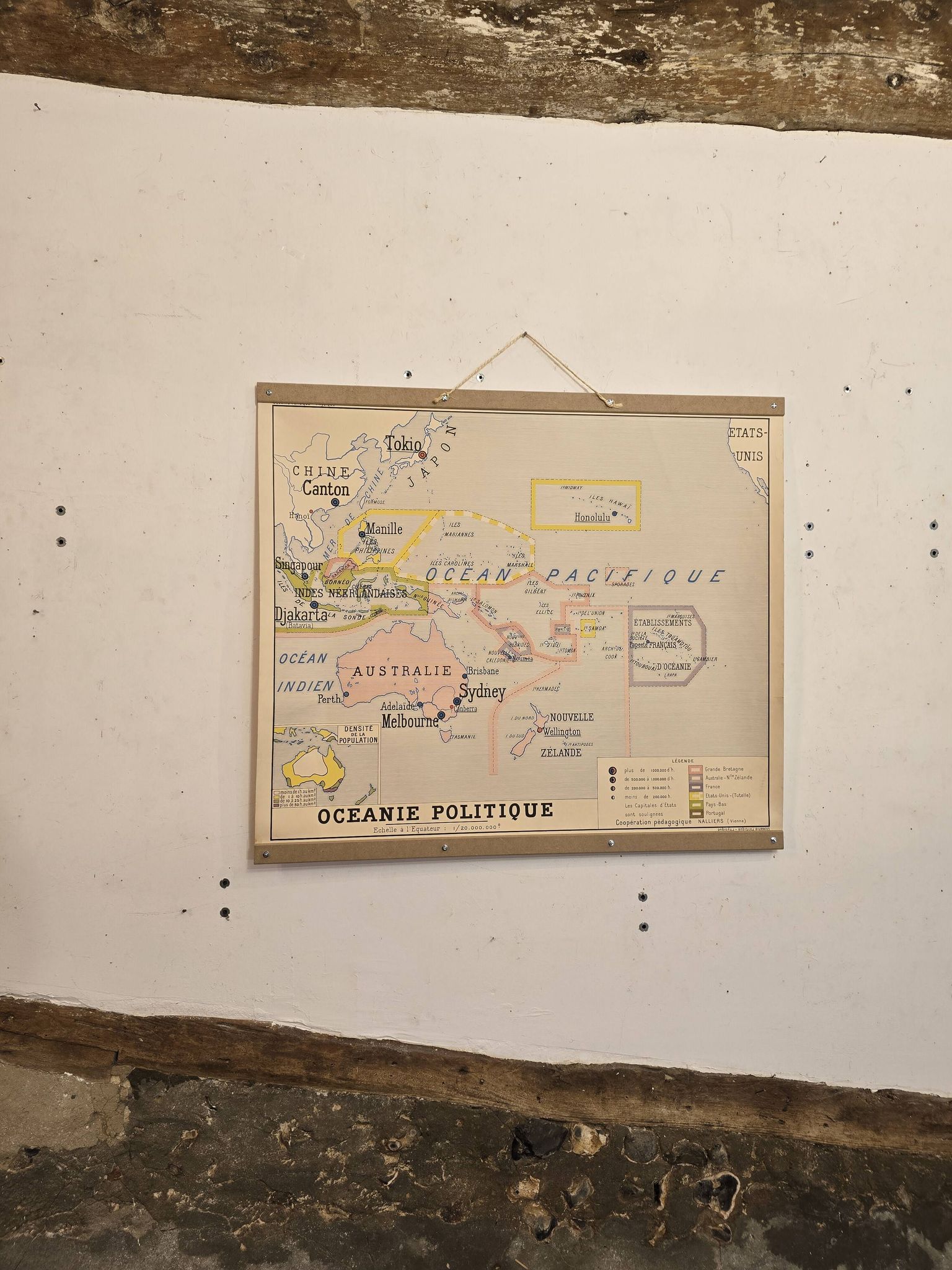 Ancienne carte de géographie carte d'école Océanie politique et physique co