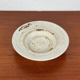 Mid-century Danish studio pottery bowl by Dania Keramik, 1960s.