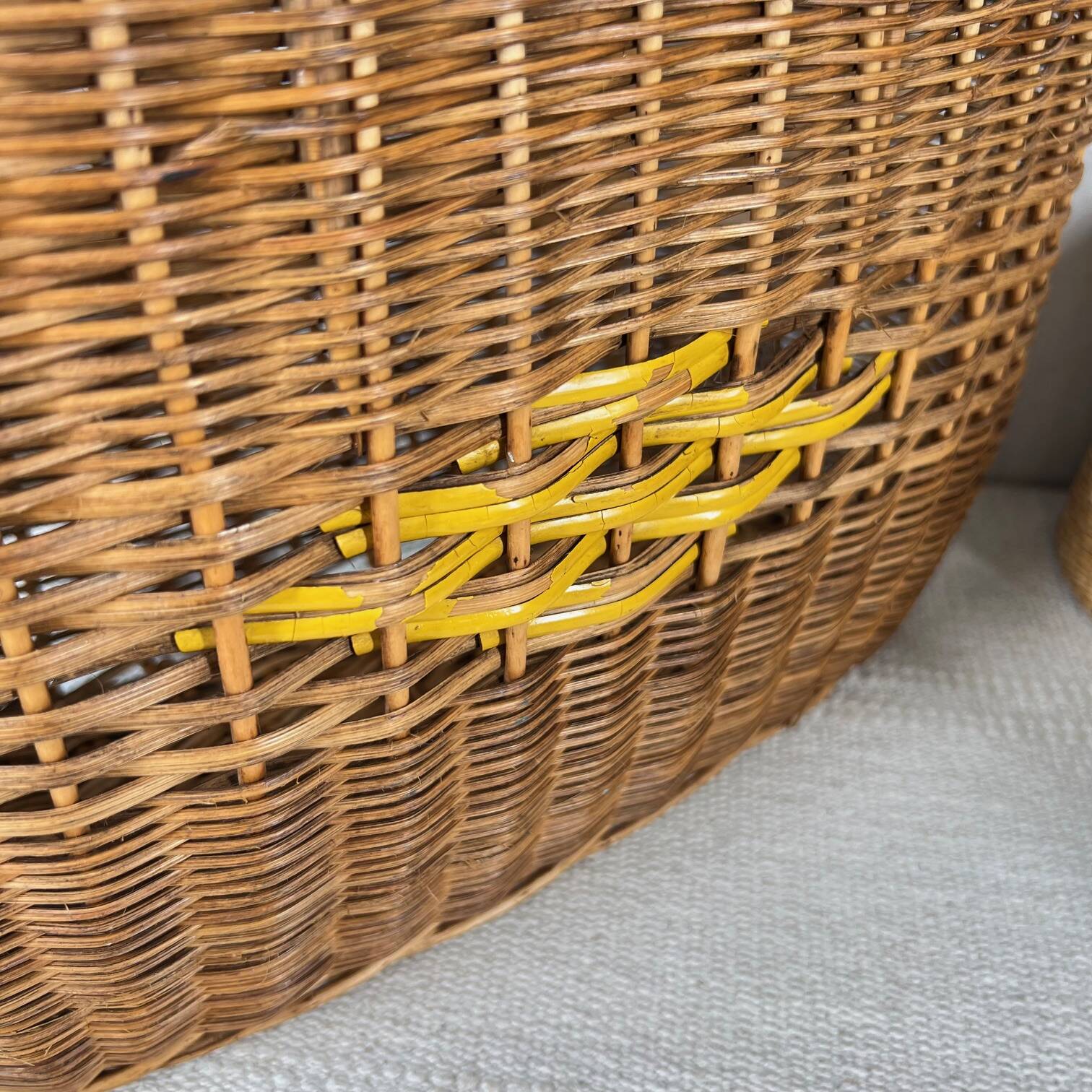 Ancien panier en osier