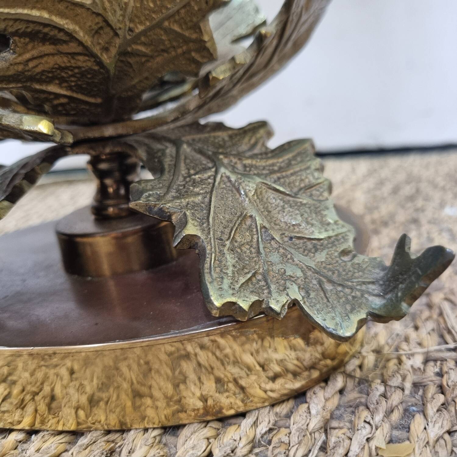 table lamp, bronze foliage Circa 1960