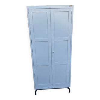 Armoire d'internat