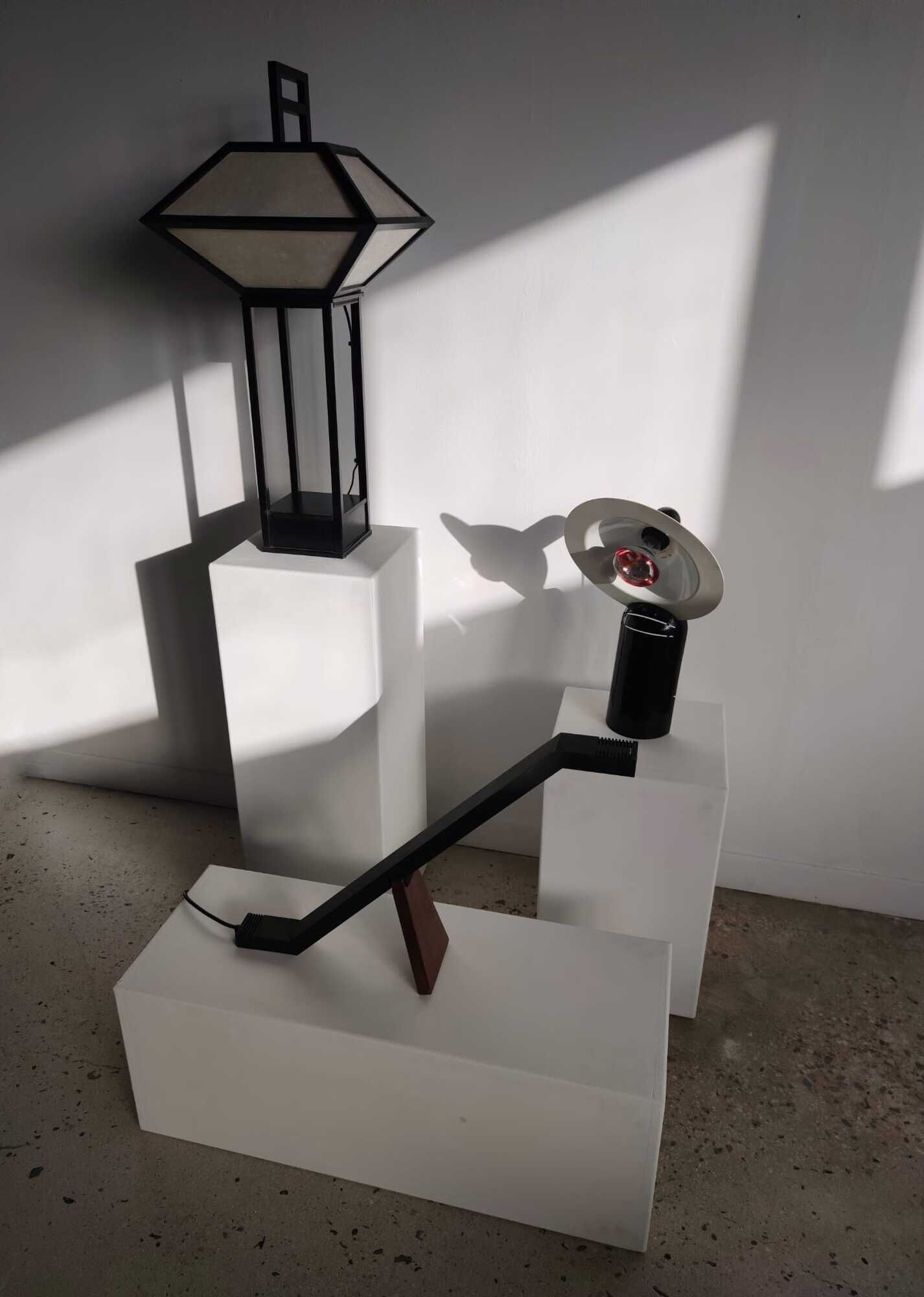 Japanese lamp in black lacquered wood and rice paper H:75cm