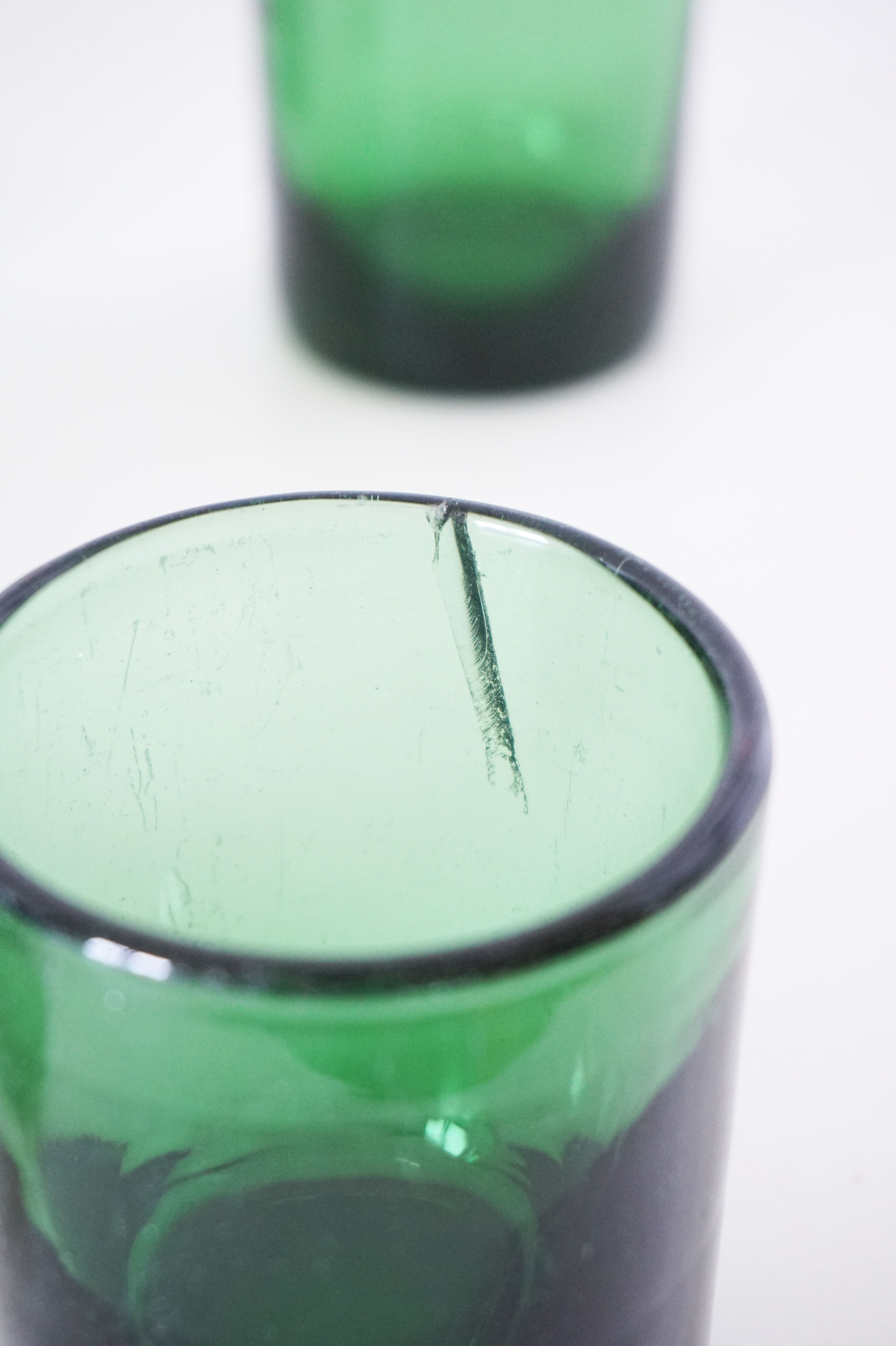 Lot de 9 verres à eau en verre soufflé vert