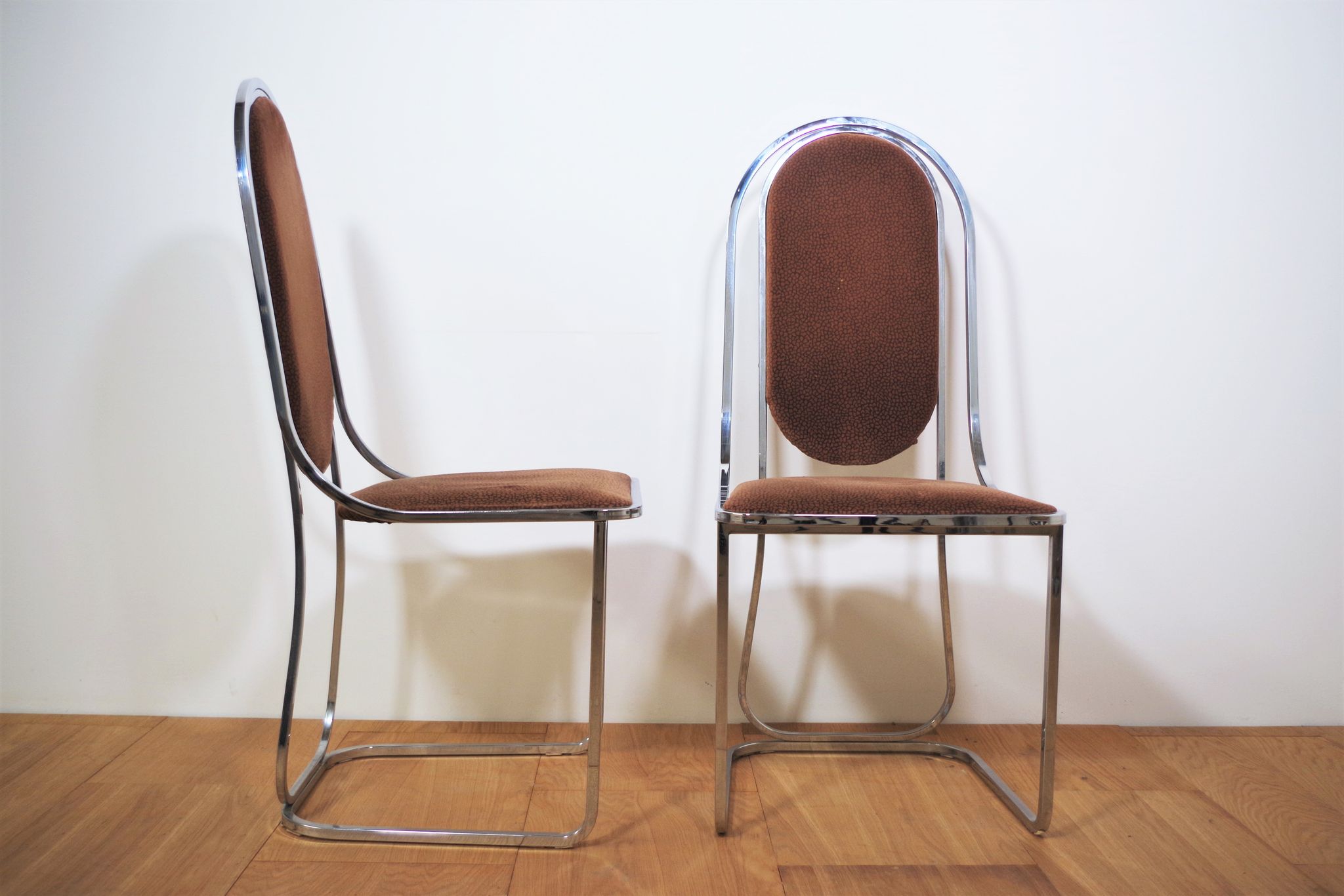 Dining room table and 6 chairs by Alessandro Alpizzi, 1970s, Set of 7