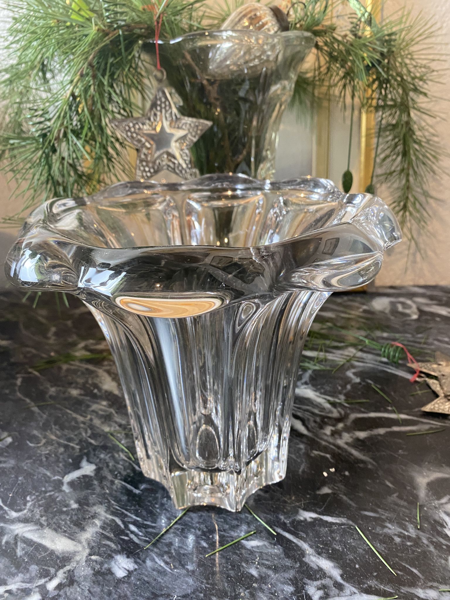 Vase en cristal "fleur" ancien