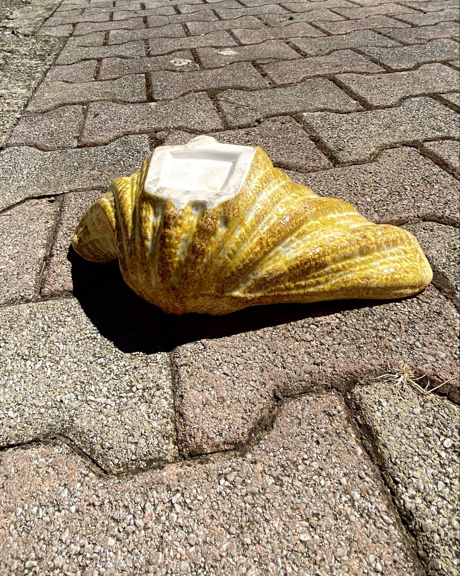 Ceramic shell