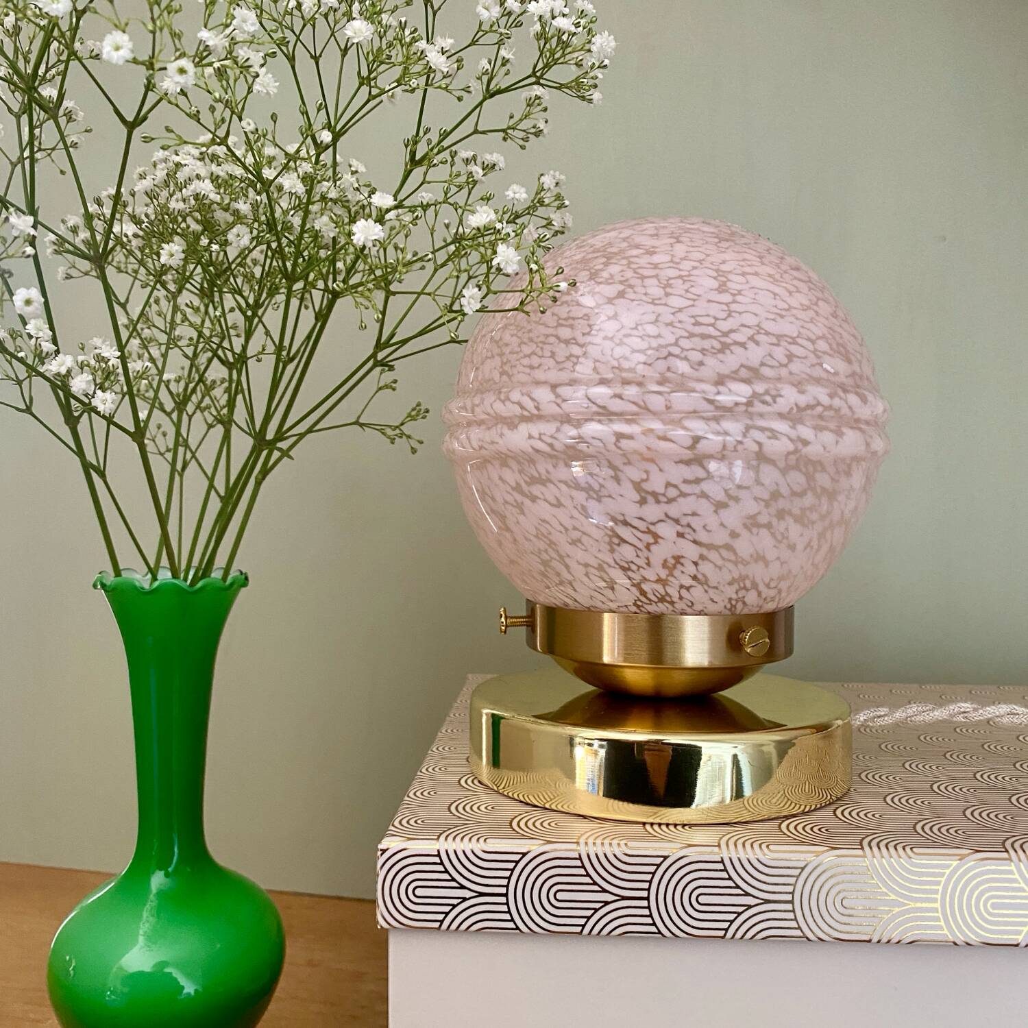 Vintage globe table lamp in pink Clichy glass