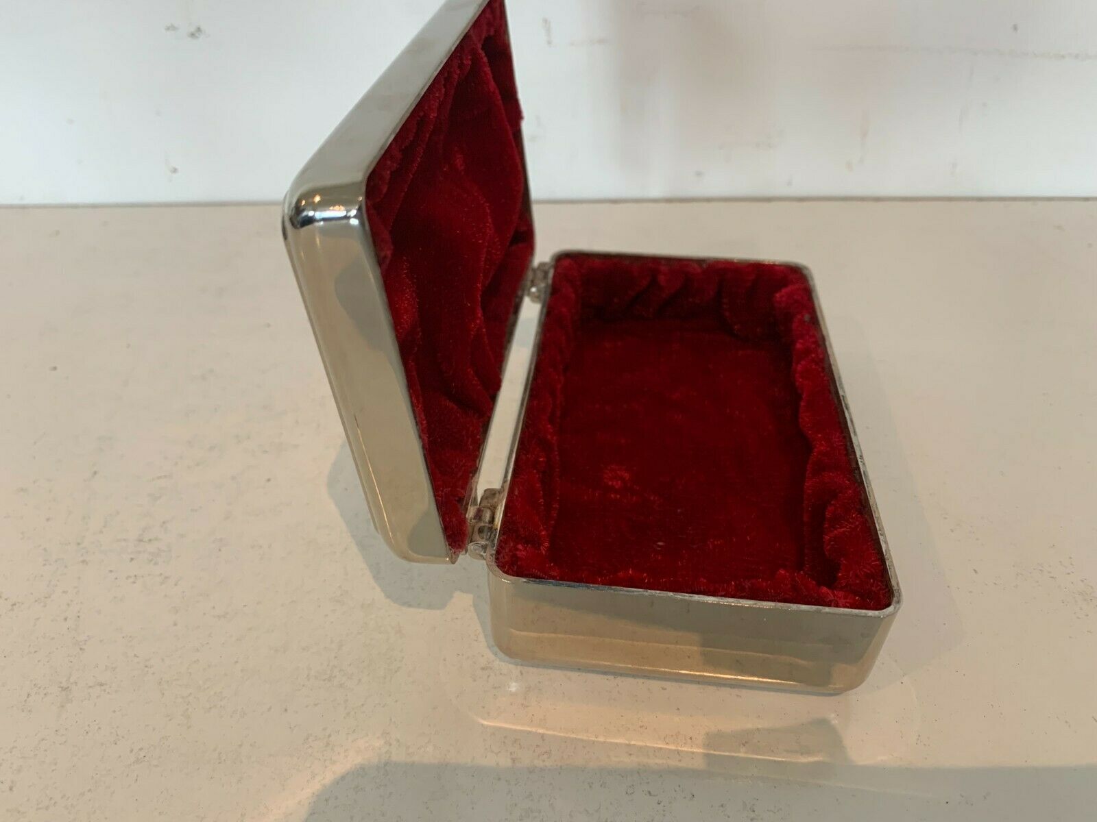 Silver metal jewelry box Red velvet interior XX century