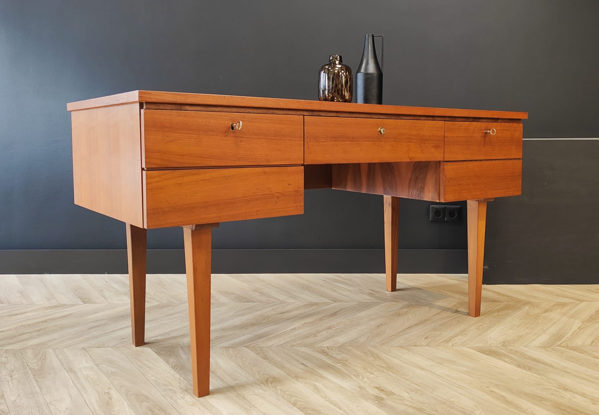 Mid century bureau | vintage
