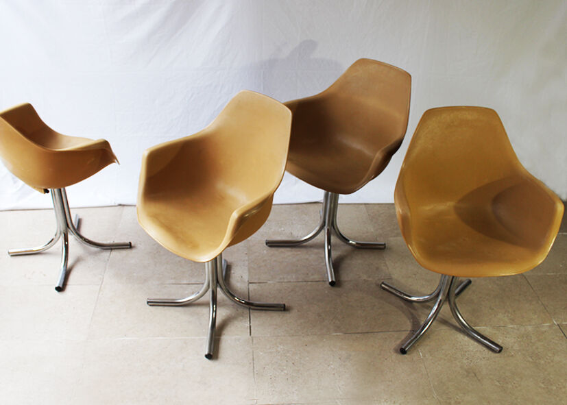 Set of 4 plastic dining armchairs 1960s