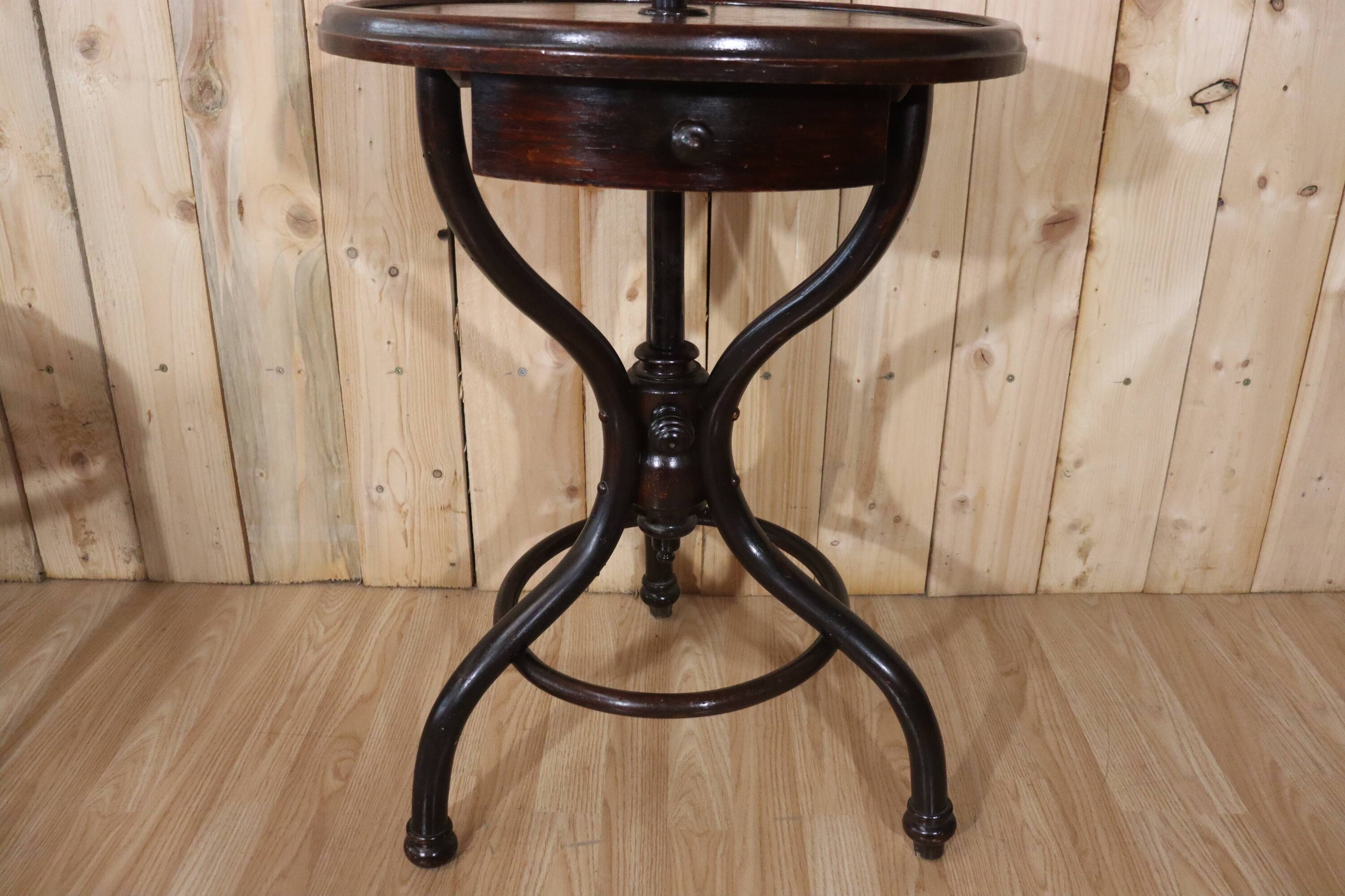 Meuble de toilette bois courbé style Thonet