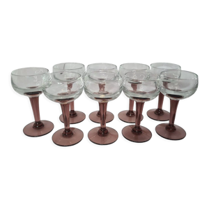 9 verres à porto sur