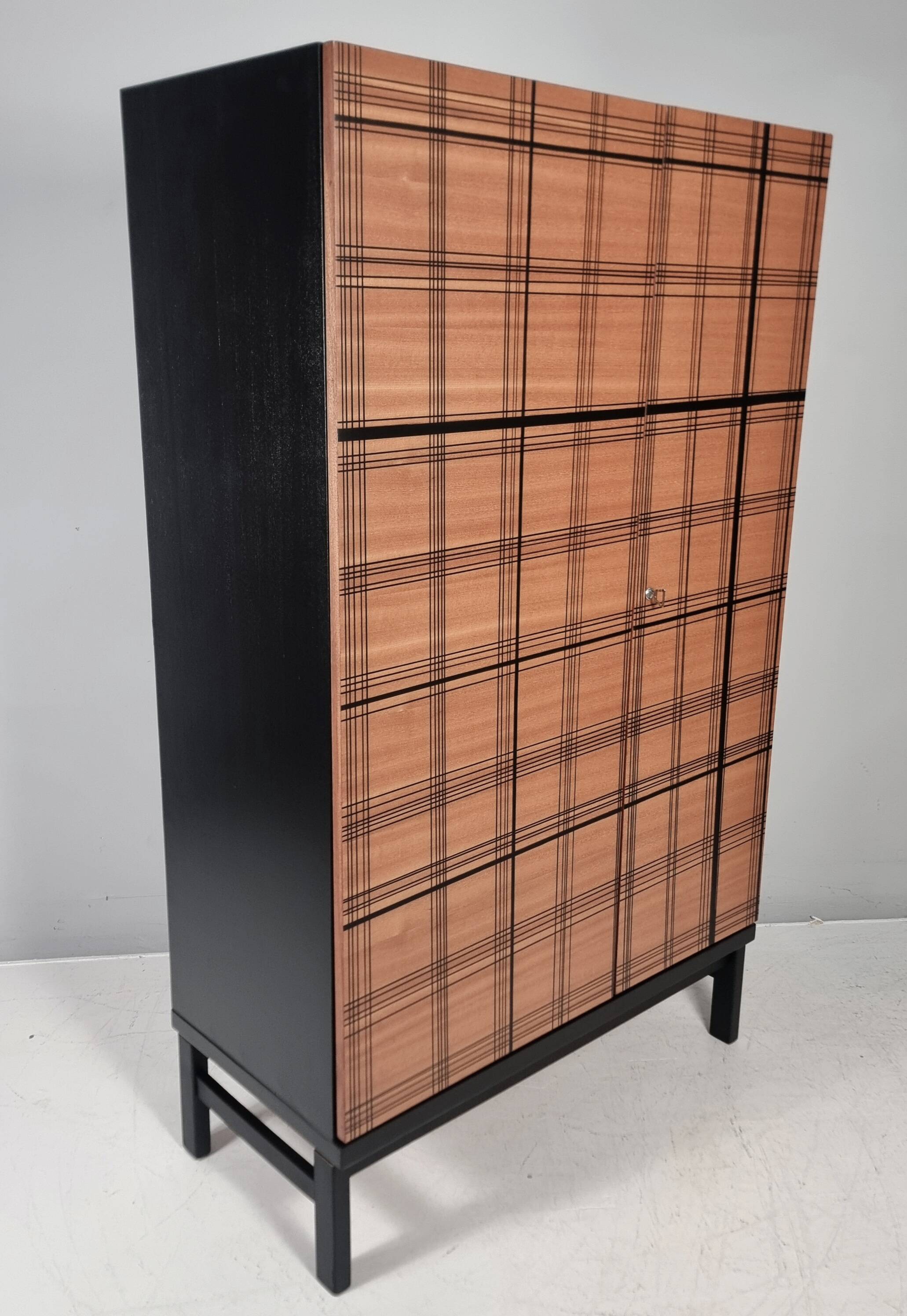Garde-robe vintage en hêtre, années 1970