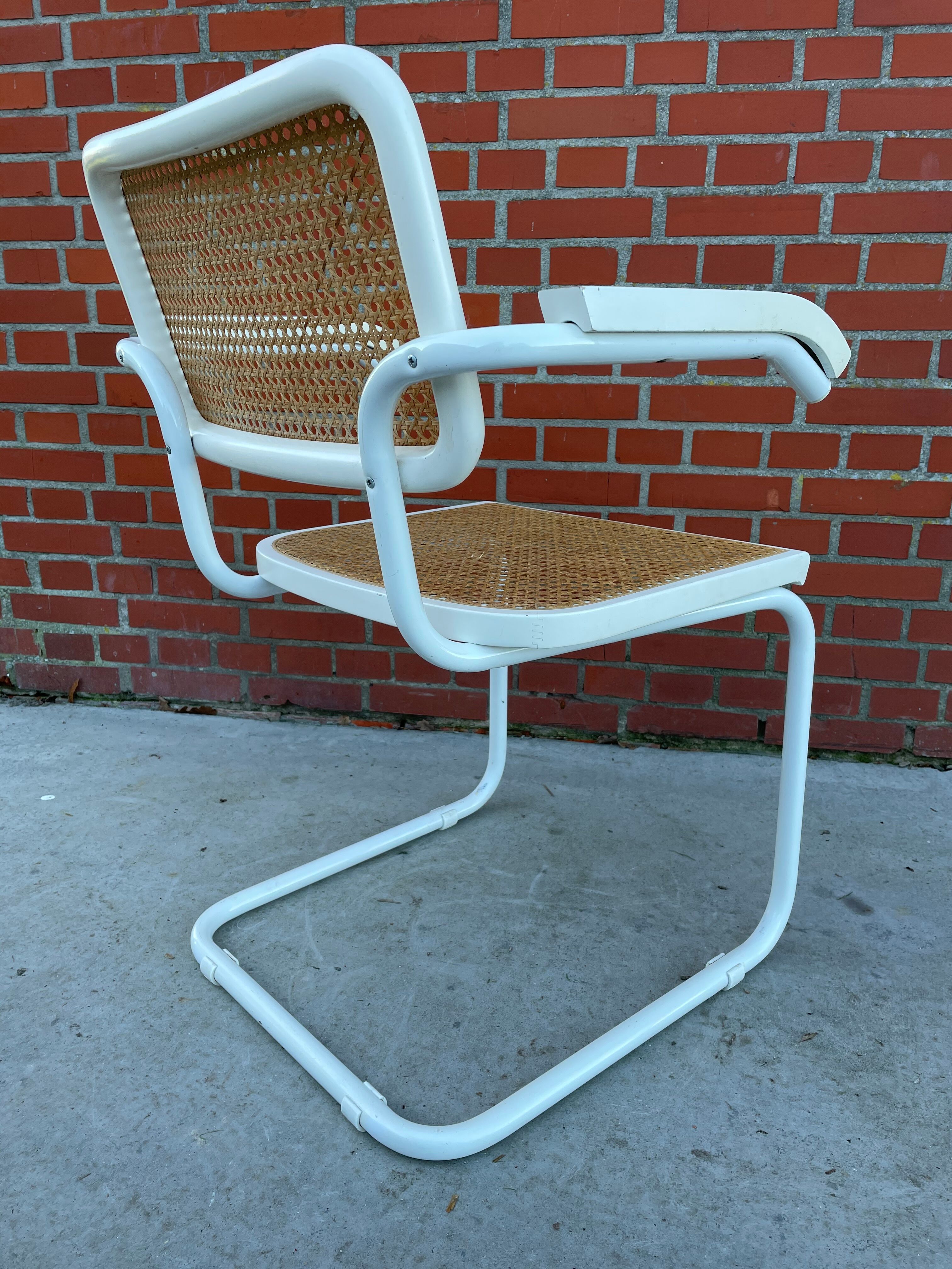 Cesca Chair model with armrest in white