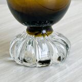 Vase soliflore en verre jaune ambré translucide, pied en forme fleur stylisée