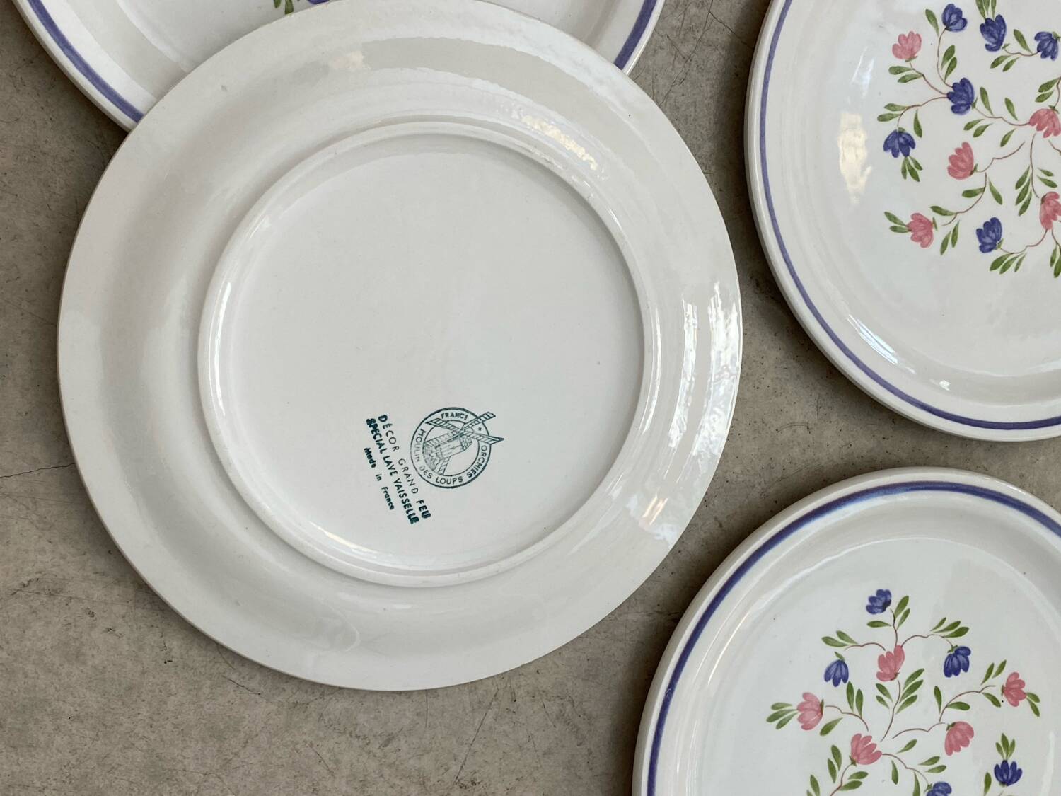 Orchies Moulin des Loup dessert plates