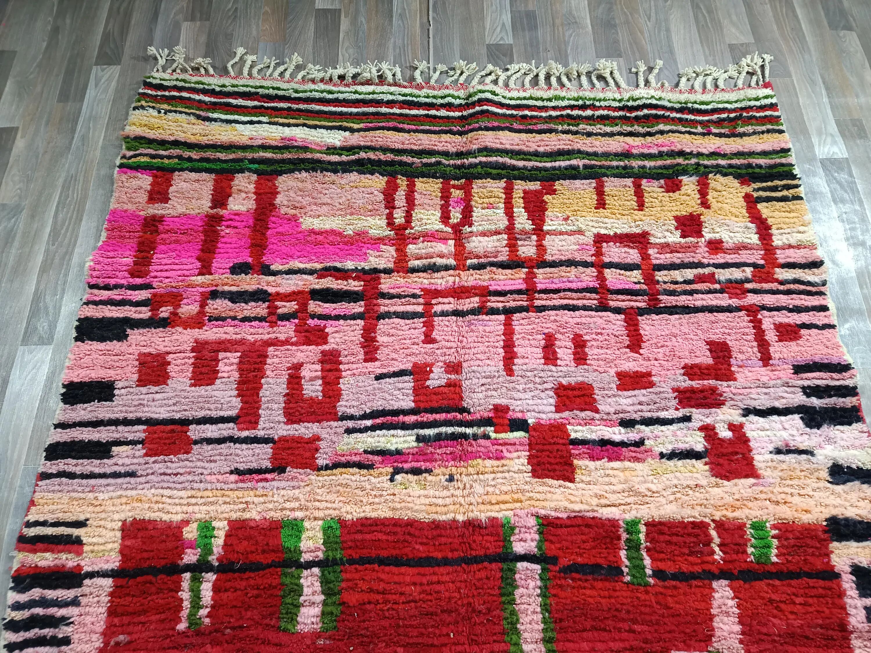 Traditional wool rug Morocco 3 x 2 m