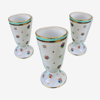 Ensemble de 3 mazagrans en porcelaine de Limoges -Thème fleurs